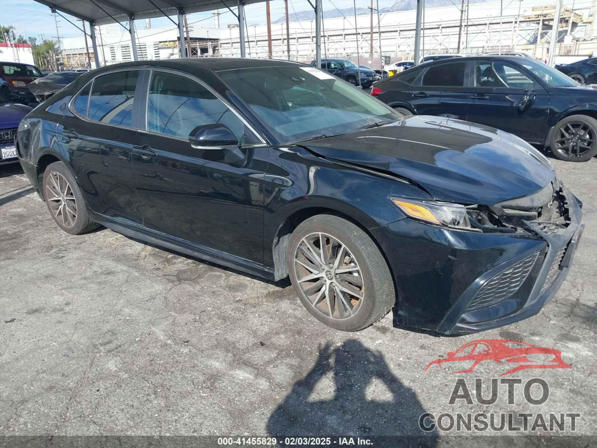 TOYOTA CAMRY 2023 - 4T1T11AK8PU726722