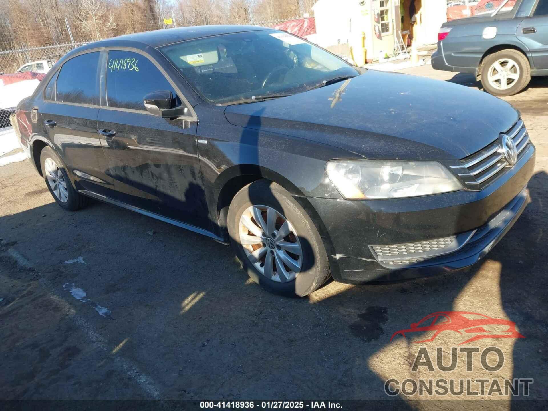 VOLKSWAGEN PASSAT 2015 - 1VWAT7A30FC043870