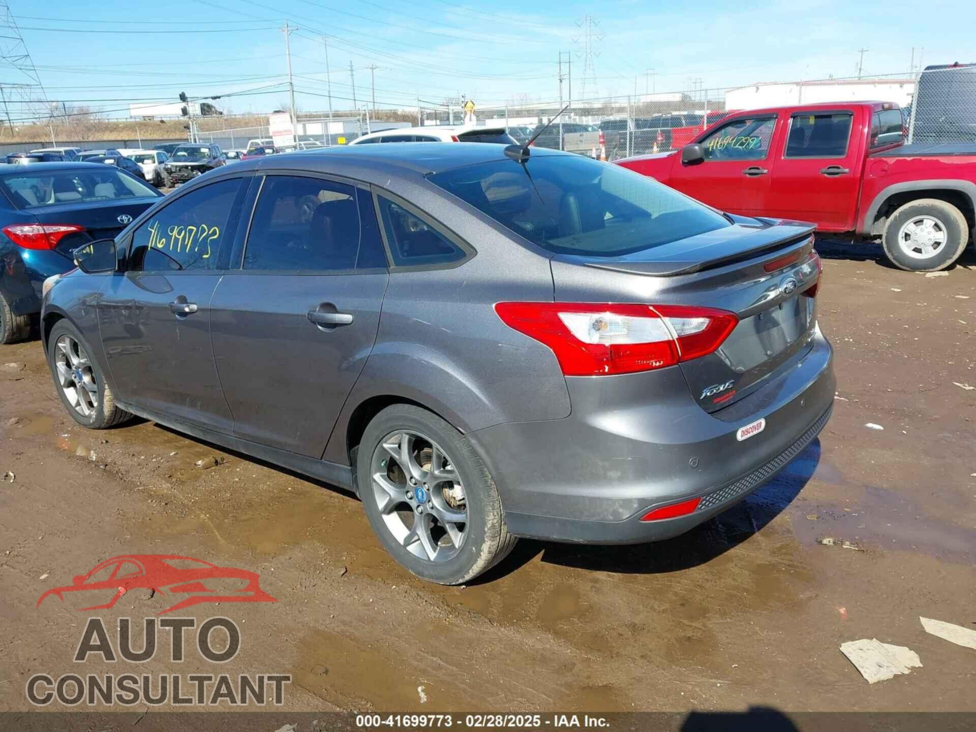 FORD FOCUS 2013 - 1FADP3F2XDL232655