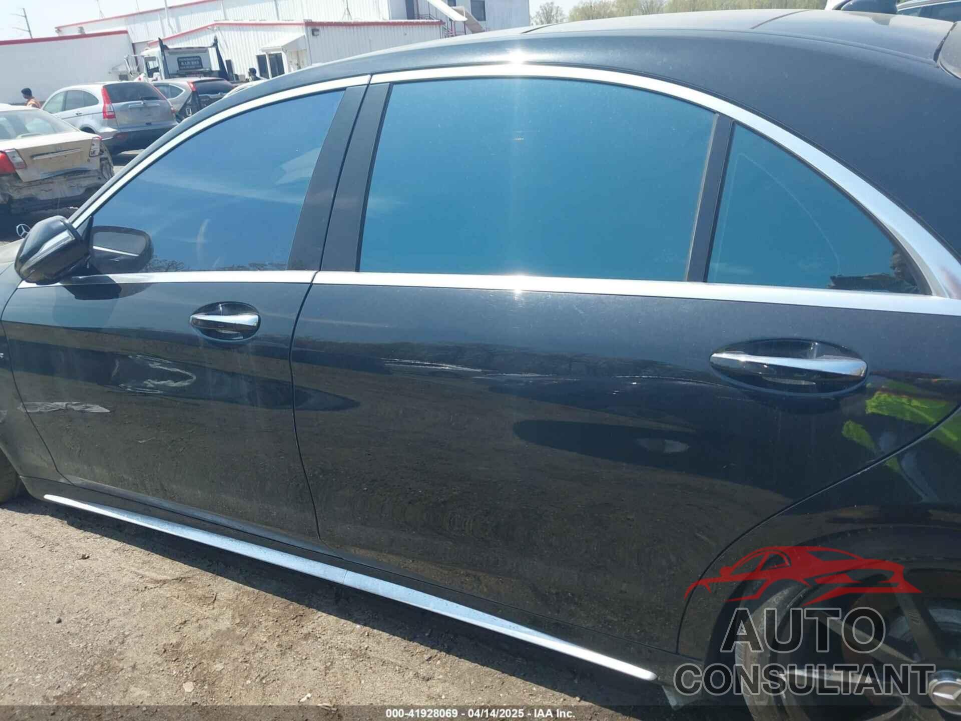 MERCEDES-BENZ S 2015 - WDDUG7JB1FA107900