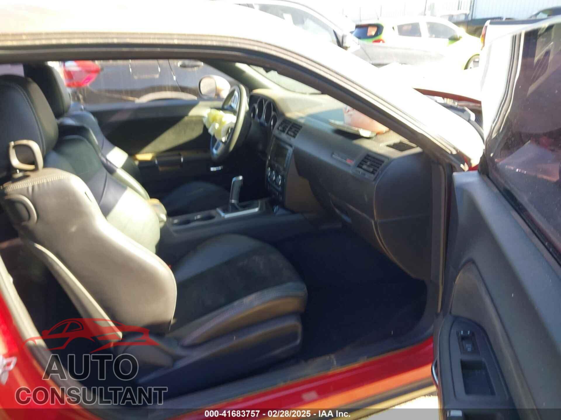 DODGE CHALLENGER 2011 - 2B3CJ7DJ4BH526721