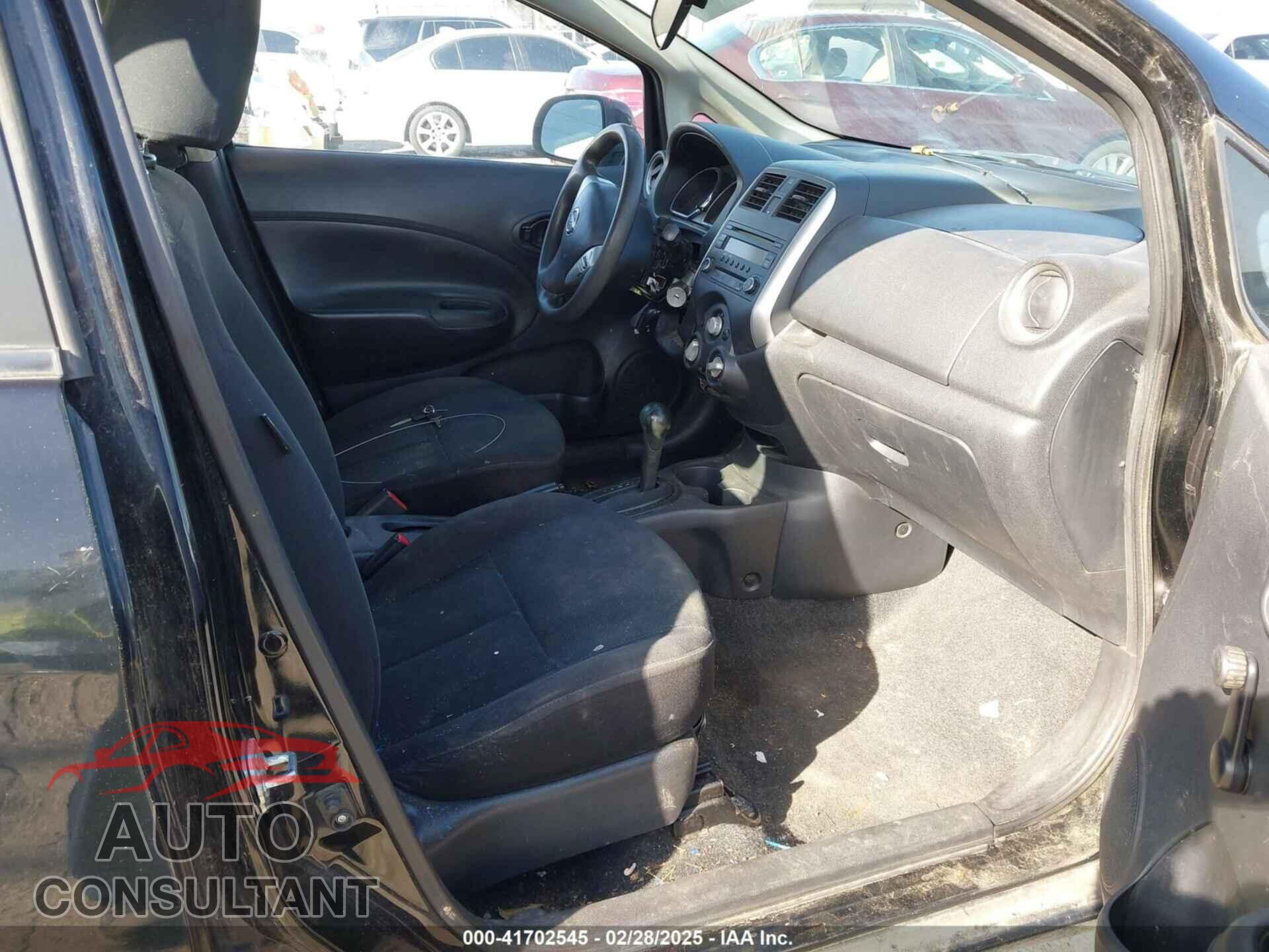 NISSAN VERSA NOTE 2014 - 3N1CE2CP8EL434716