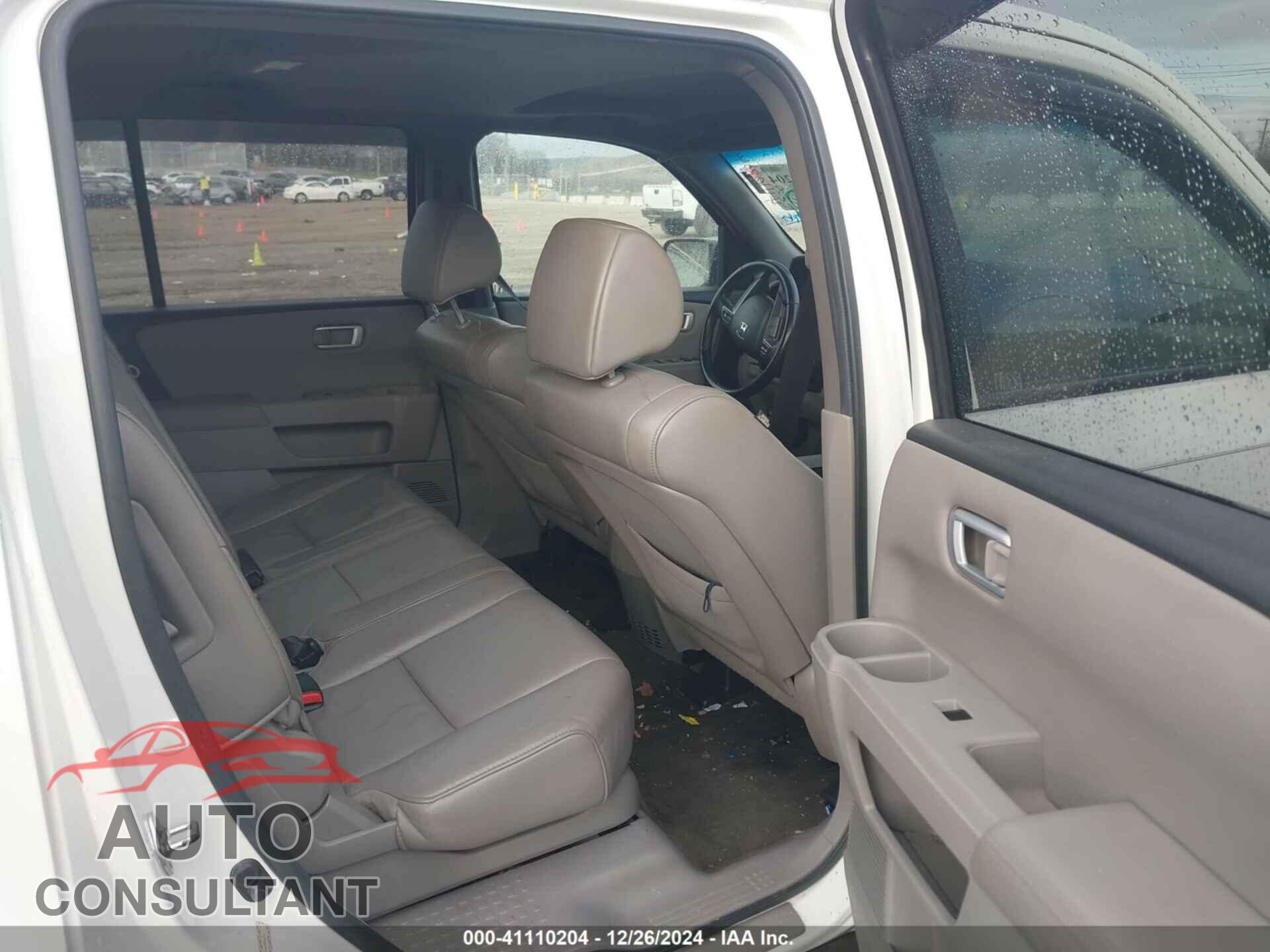 HONDA PILOT 2013 - 5FNYF3H50DB012014