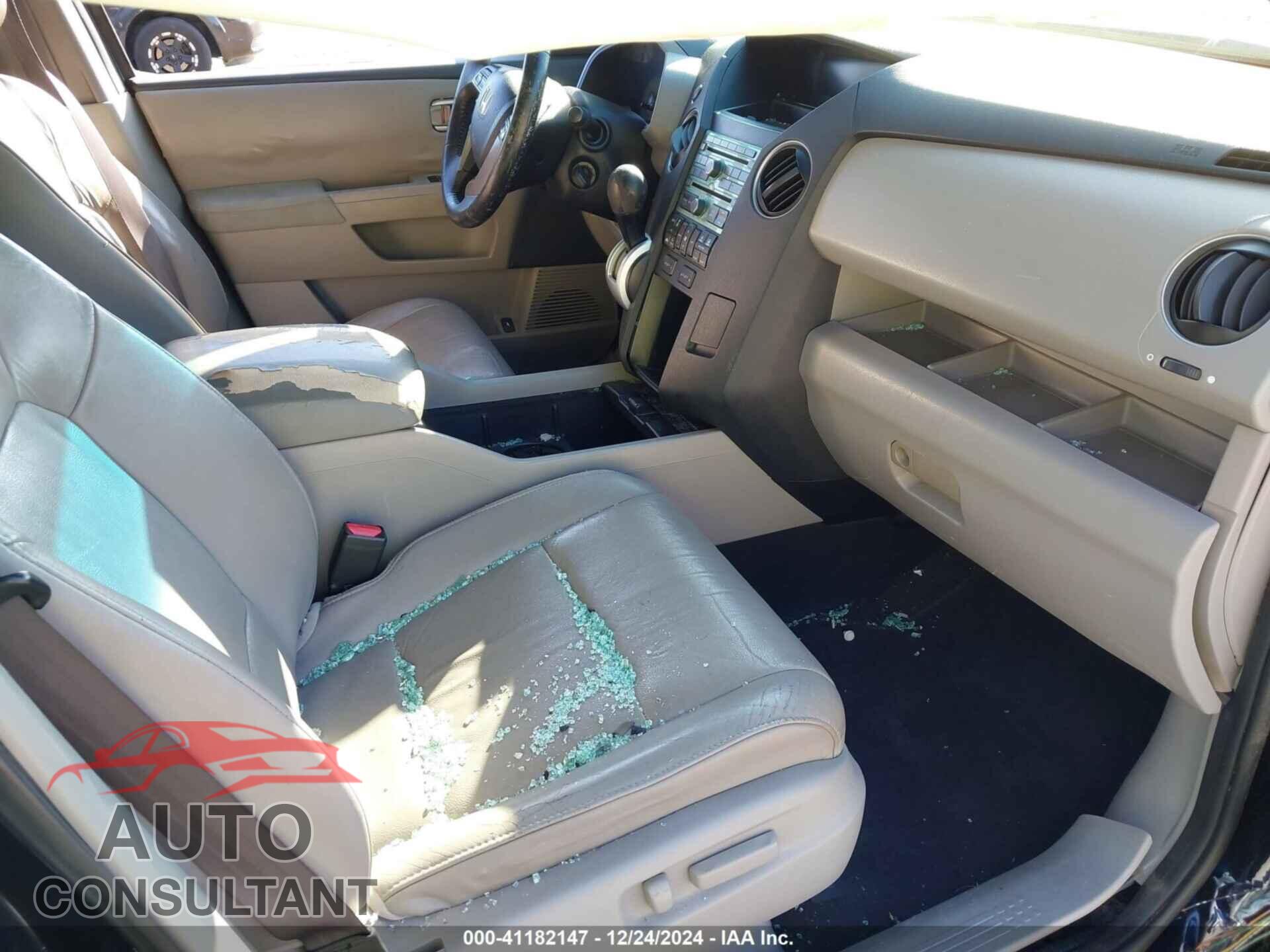 HONDA PILOT 2011 - 5FNYF3H61BB014151