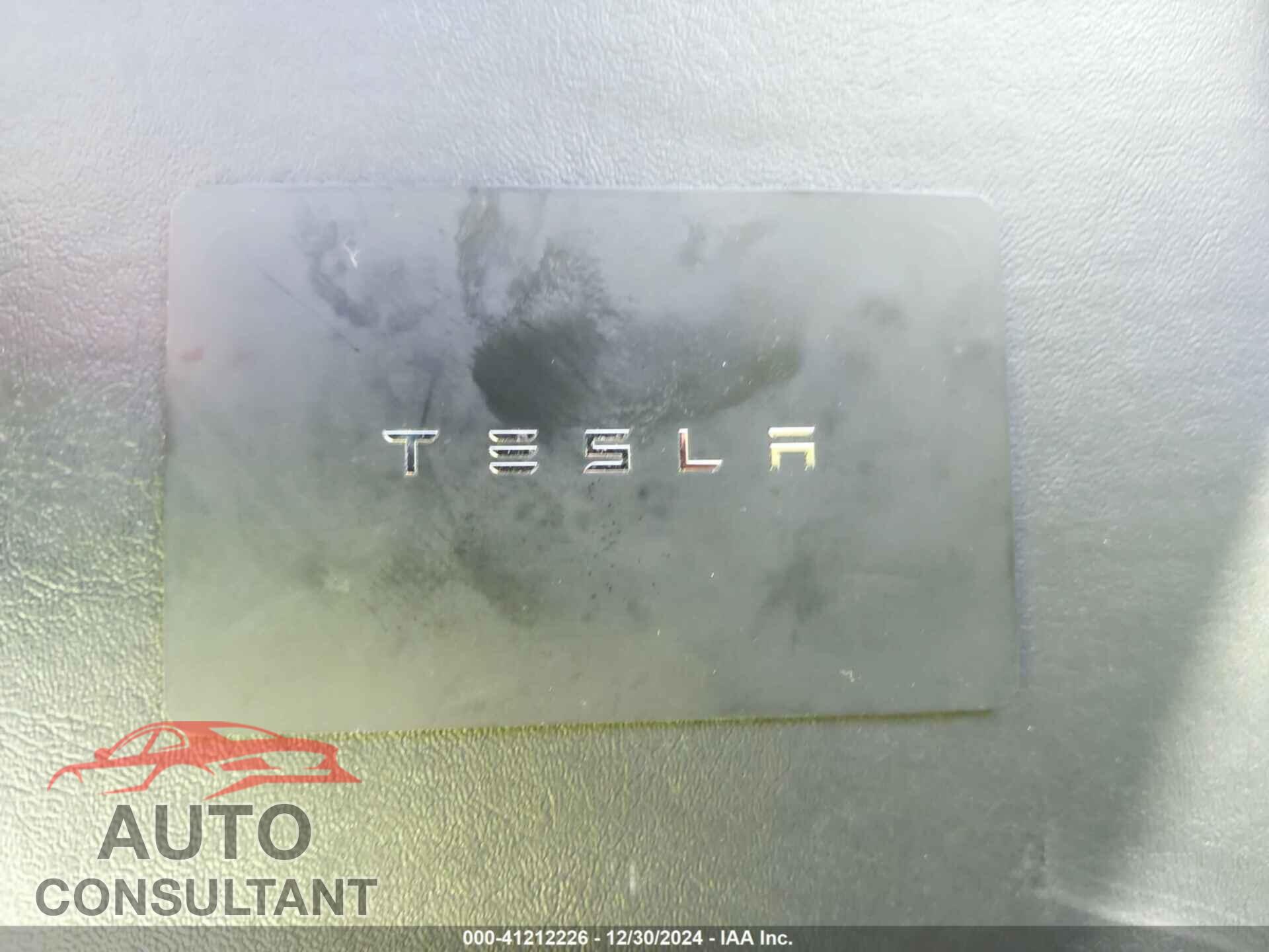 TESLA MODEL 3 2019 - 5YJ3E1EA1KF406377