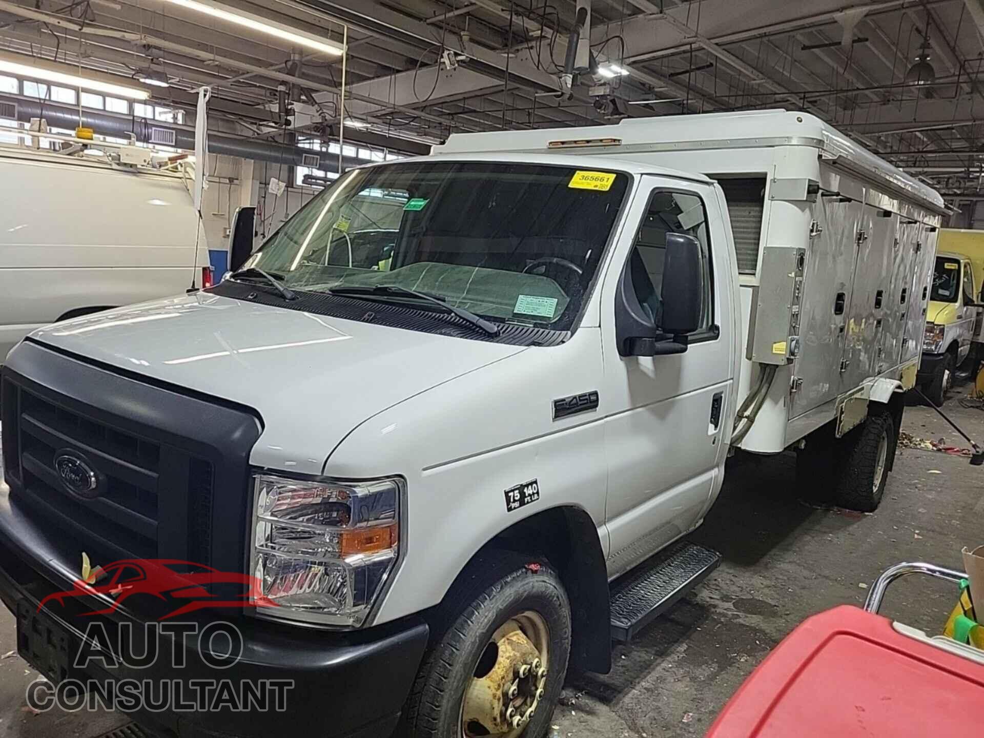 FORD E-450 CUTAWAY 2018 - 1FDXE4FS8JDC33193