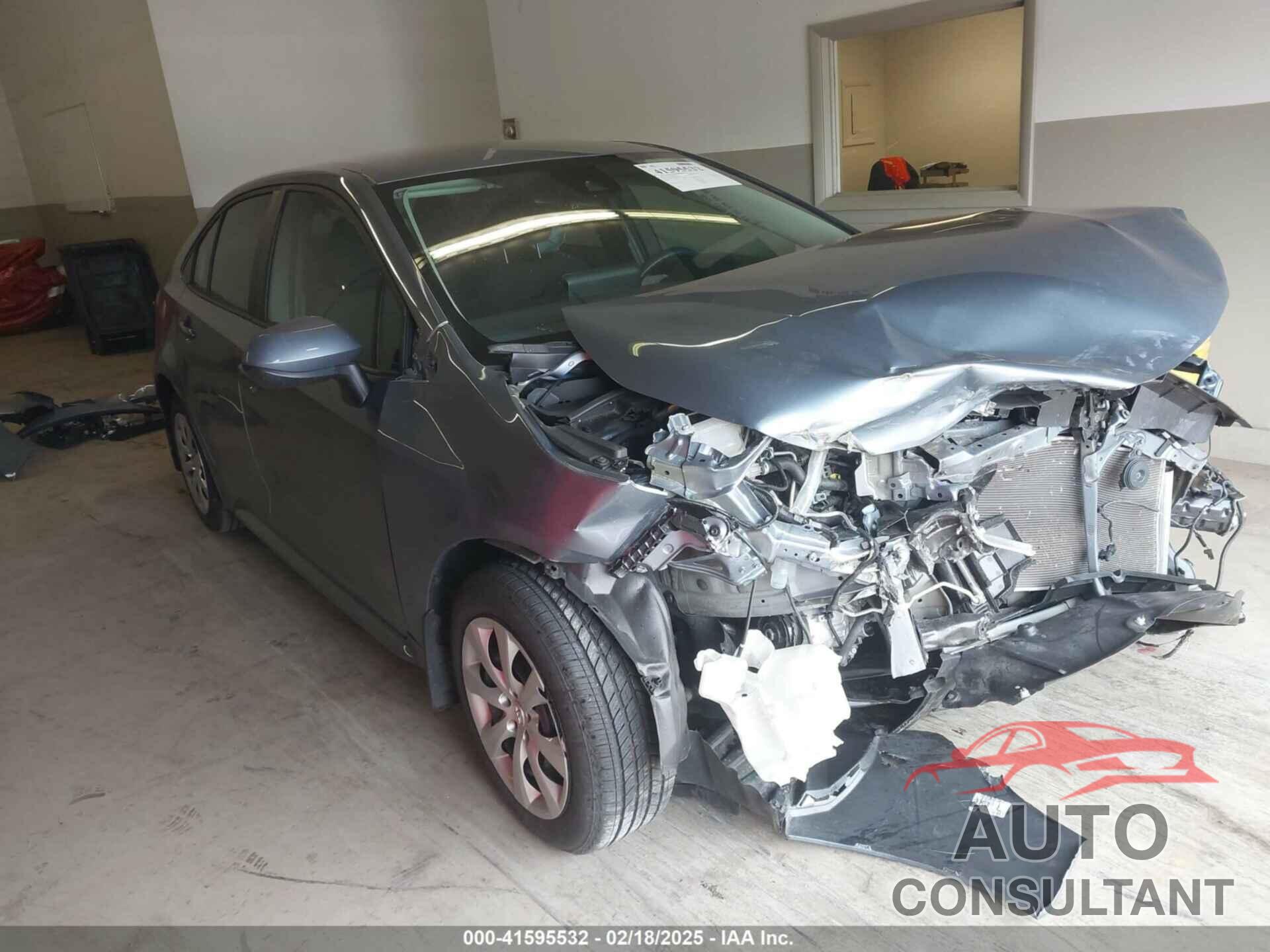TOYOTA COROLLA 2022 - 5YFEPMAE2NP383911