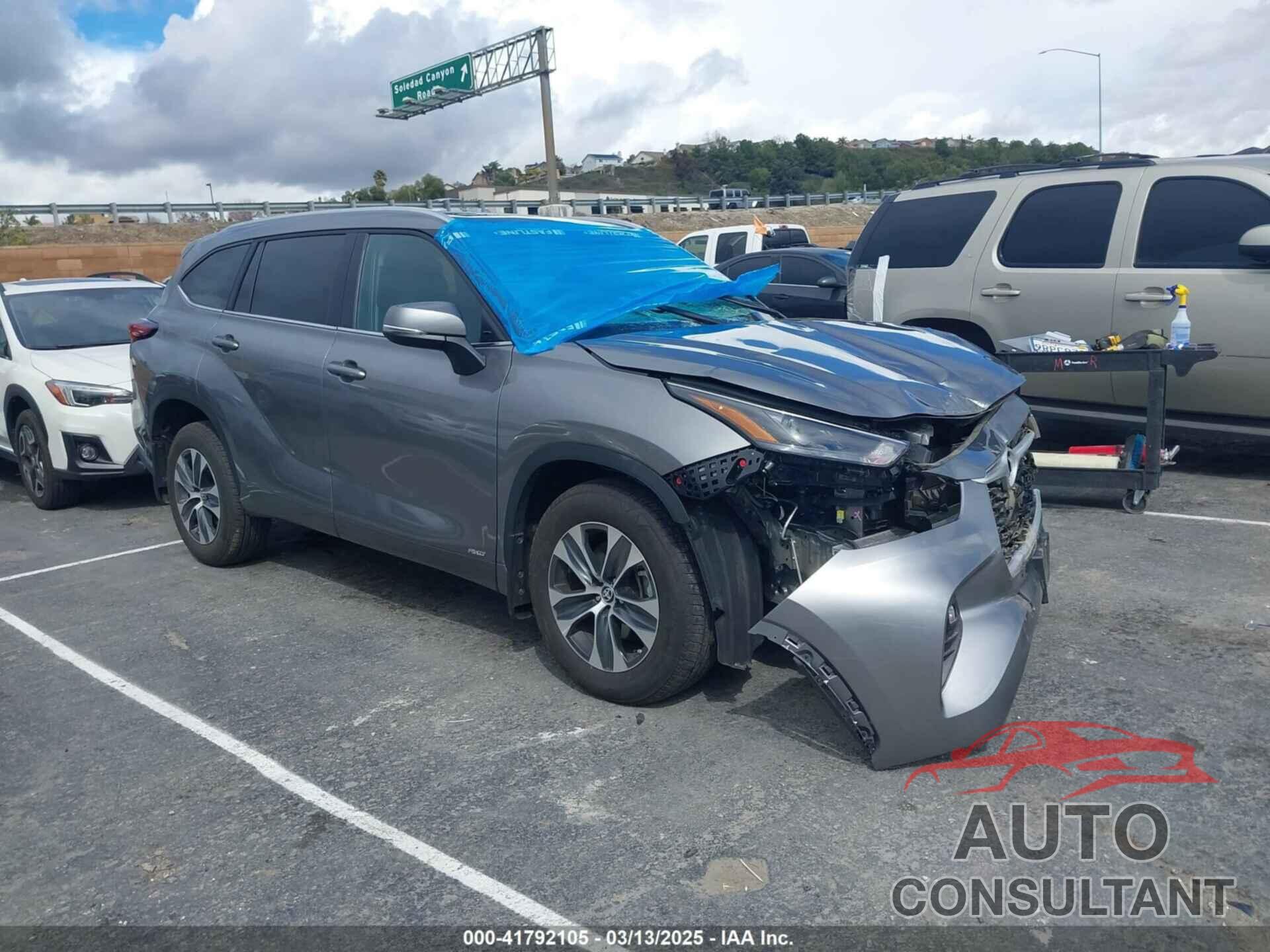 TOYOTA HIGHLANDER HYBRID 2025 - 5TDKBRCHXSS646154