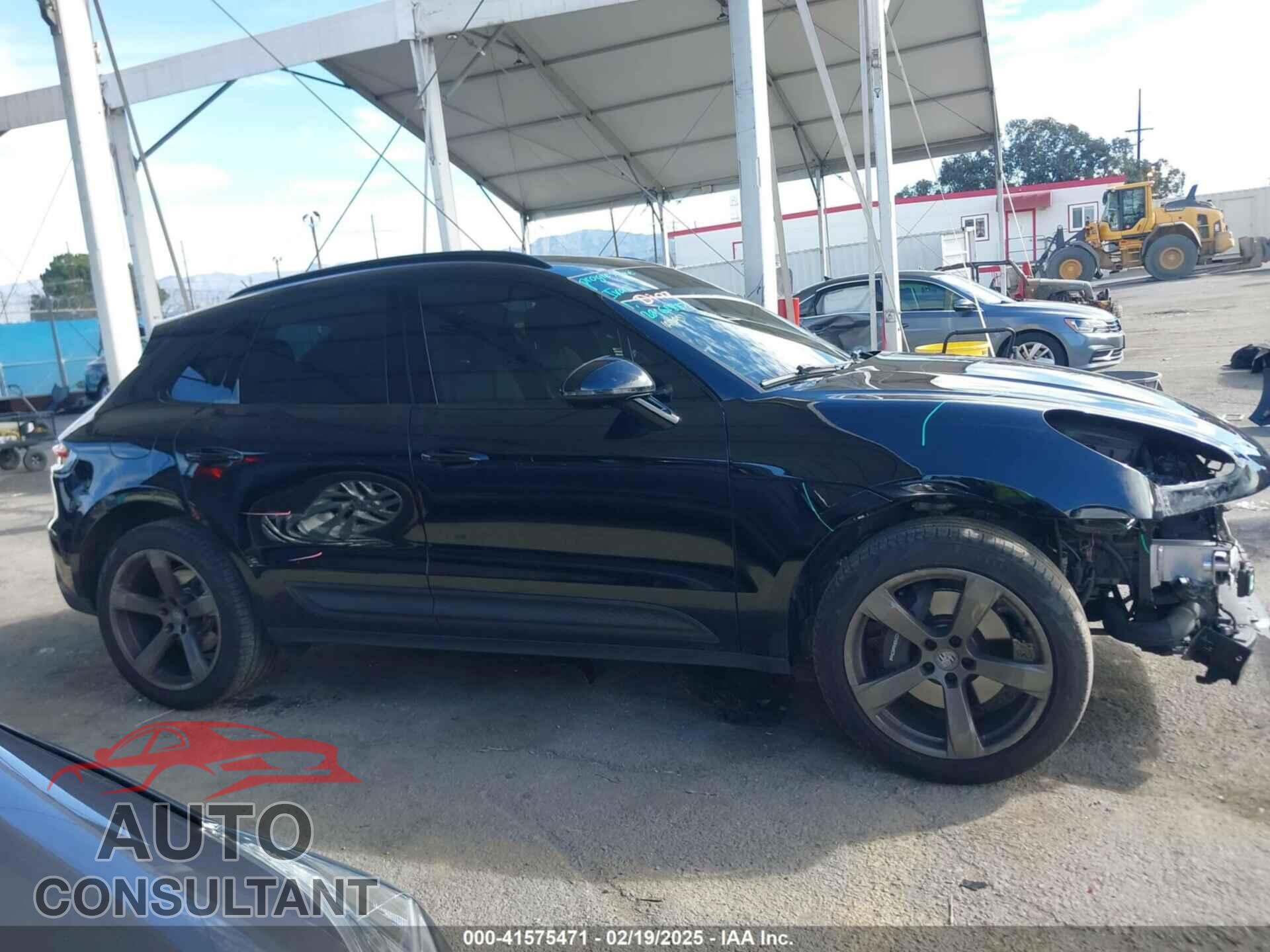 PORSCHE MACAN 2022 - WP1AA2A56NLB01345