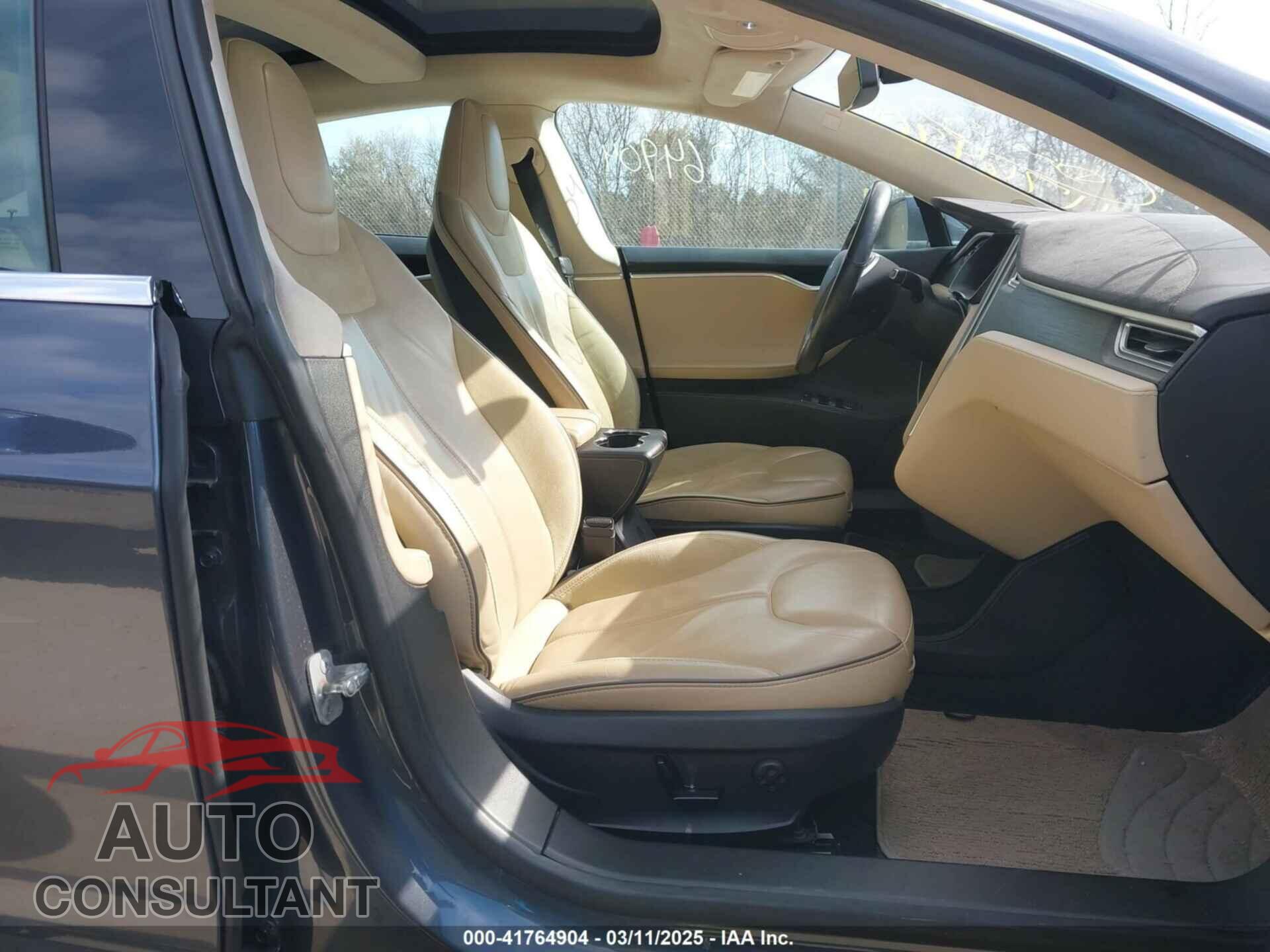 TESLA MODEL S 2014 - 5YJSA1H11EFP53330