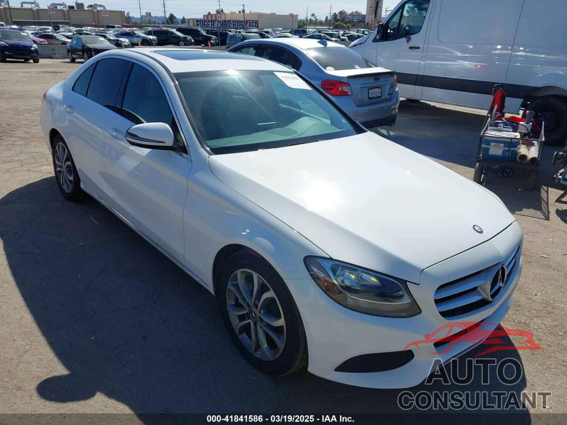 MERCEDES-BENZ C 300 2018 - 55SWF4JB1JU251000