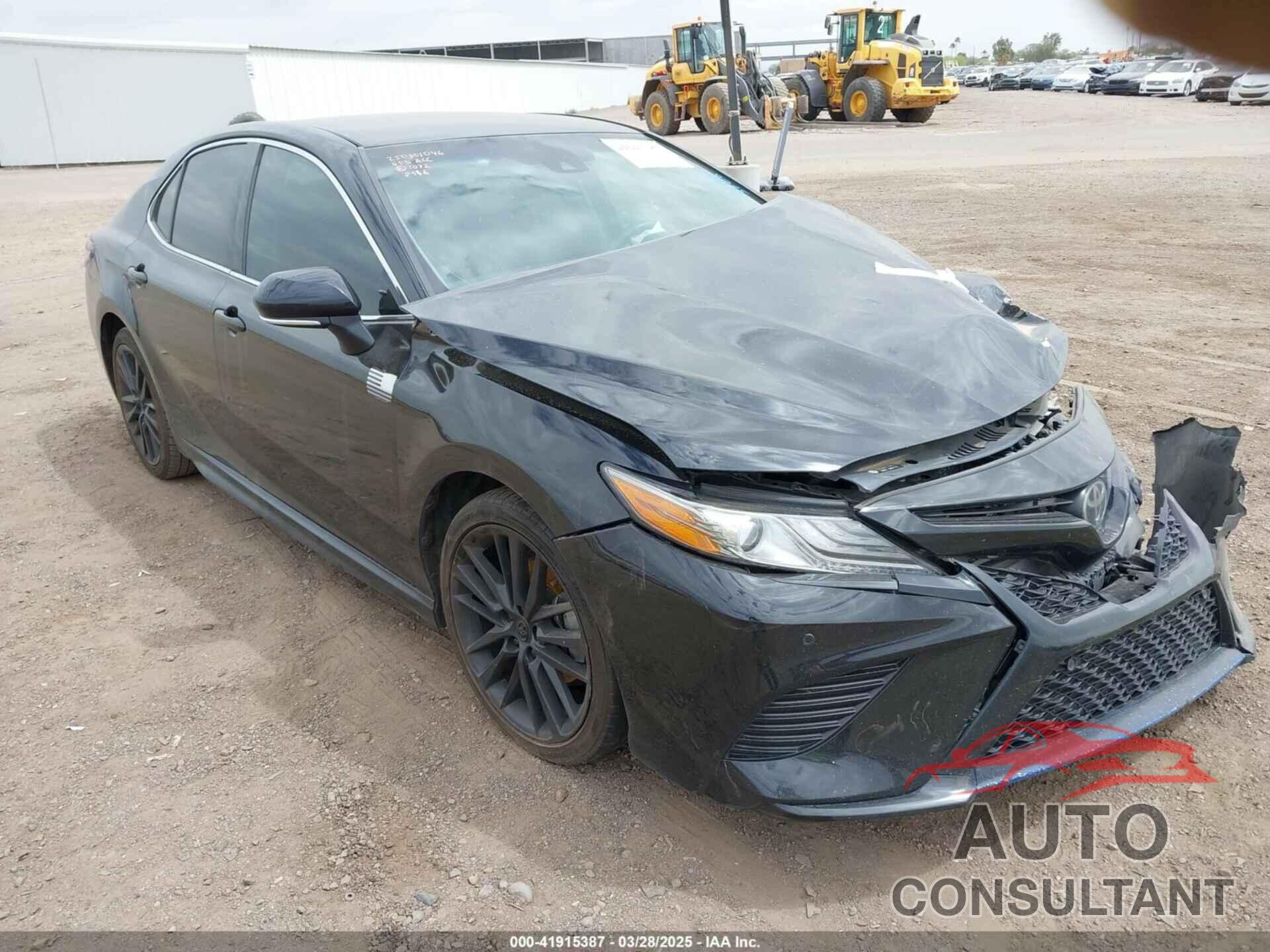 TOYOTA CAMRY 2018 - 4T1B61HK8JU518916