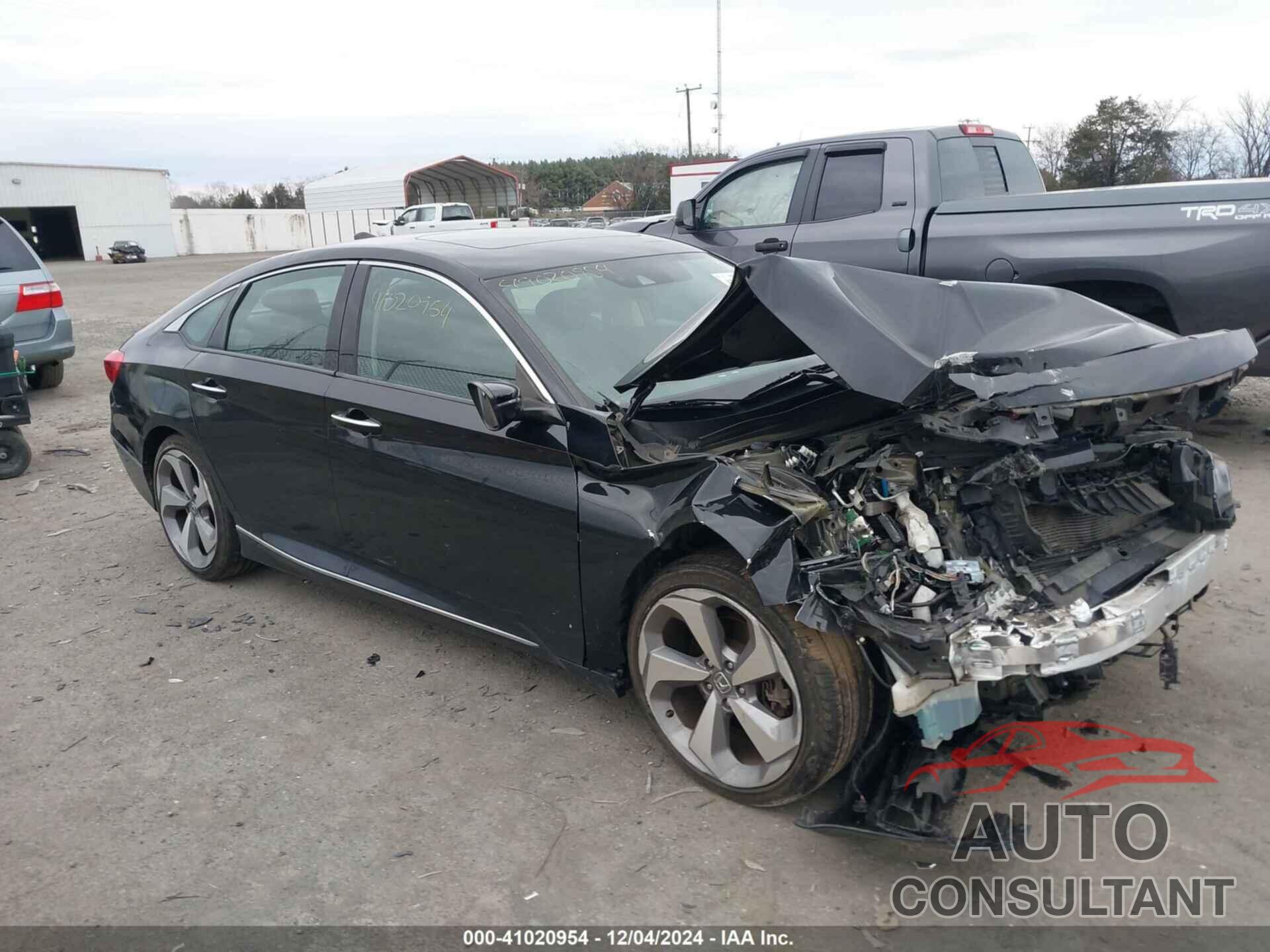 HONDA ACCORD 2018 - 1HGCV2F97JA028004