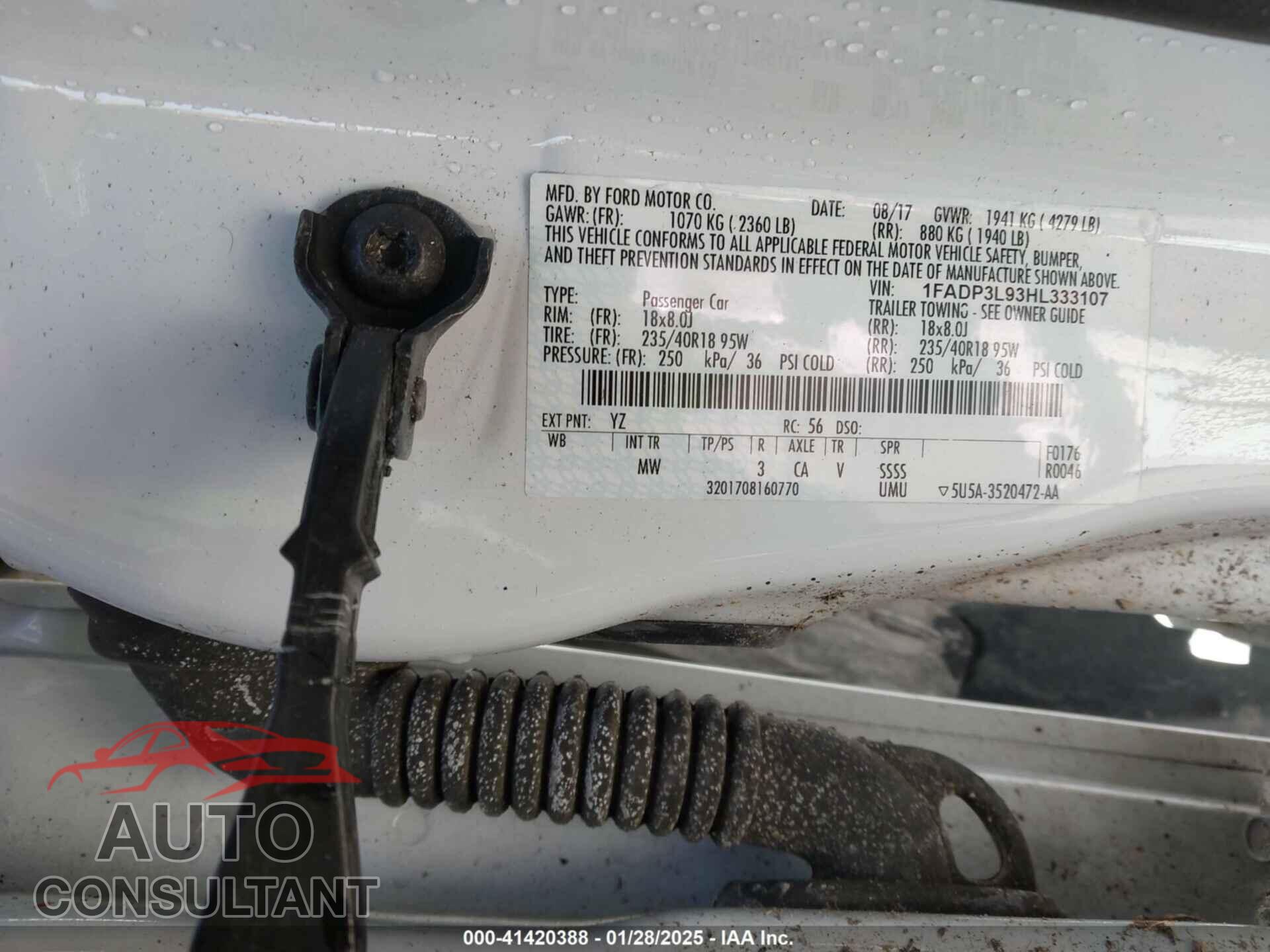 FORD FOCUS 2017 - 1FADP3L93HL333107