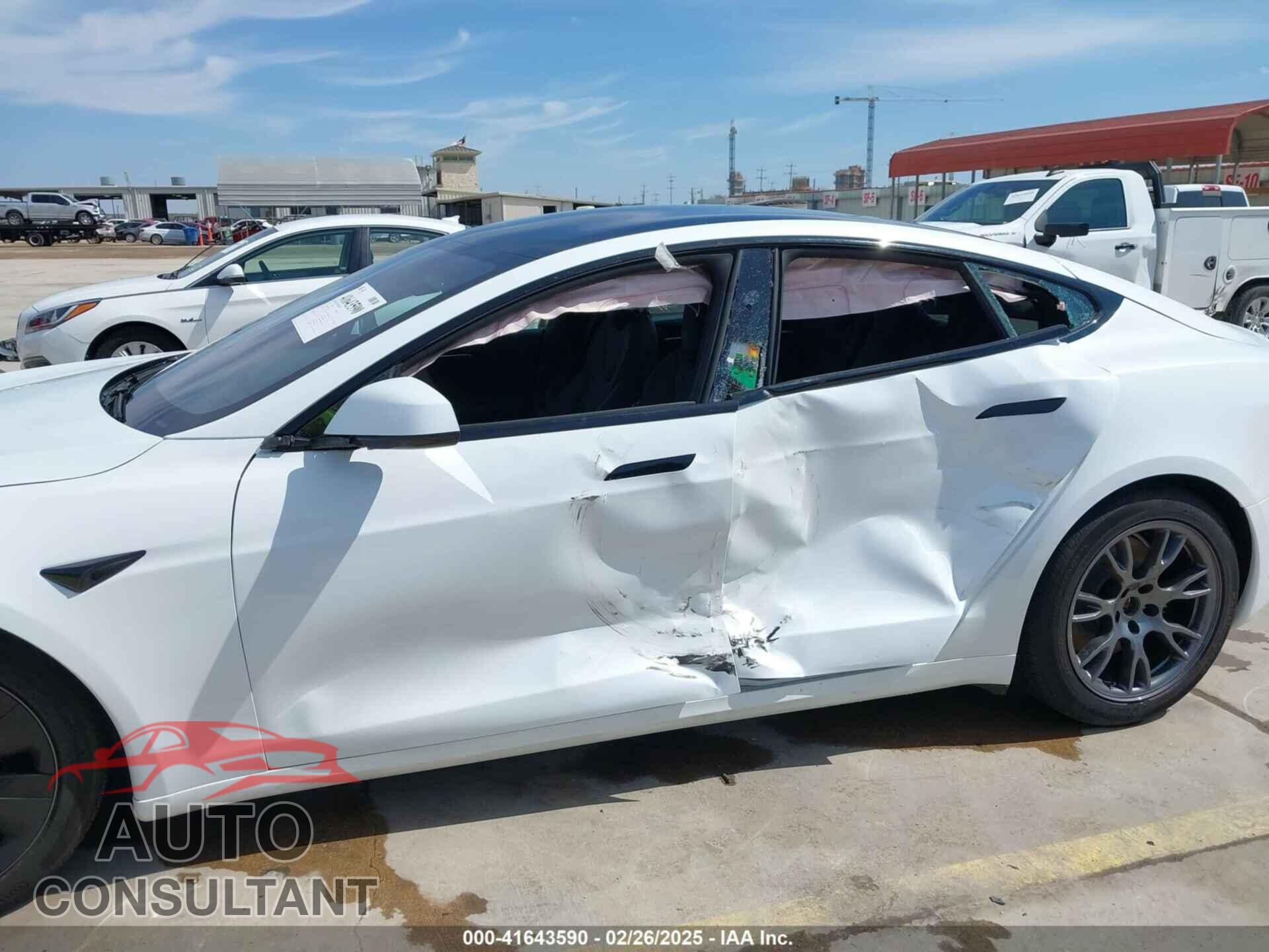 TESLA MODEL S 2024 - 5YJSA1E52RF538021