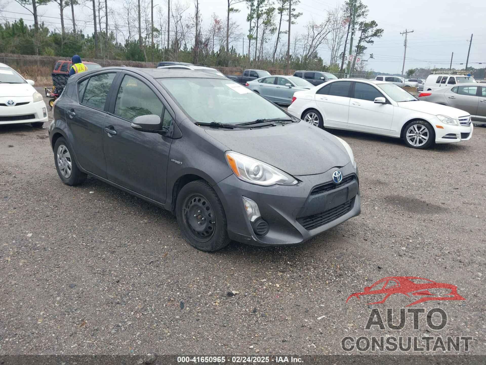 TOYOTA PRIUS C 2015 - JTDKDTB35F1113645