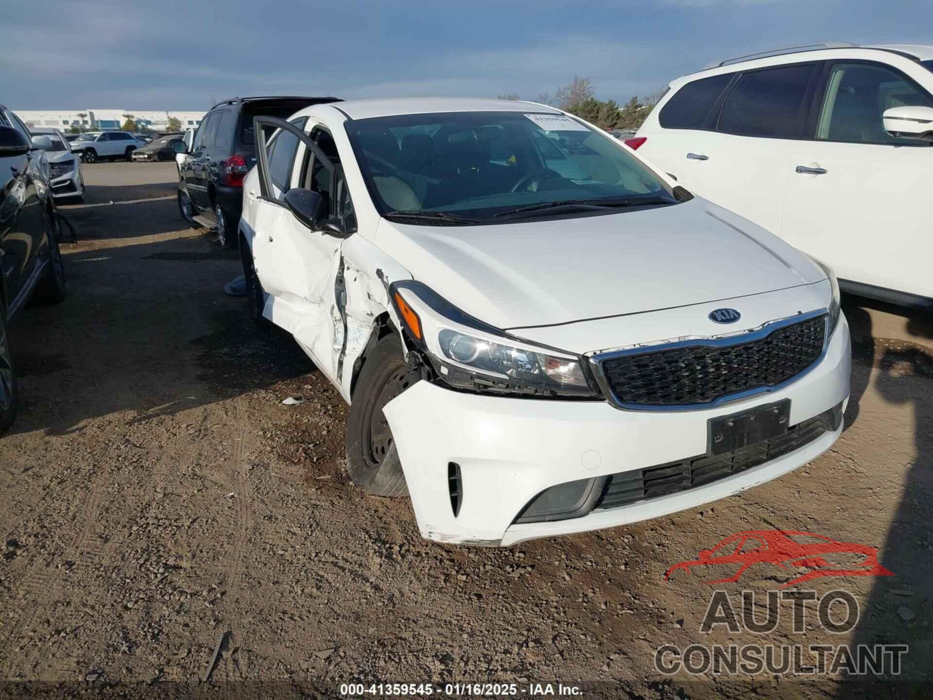 KIA FORTE 2018 - 3KPFL4A75JE226676