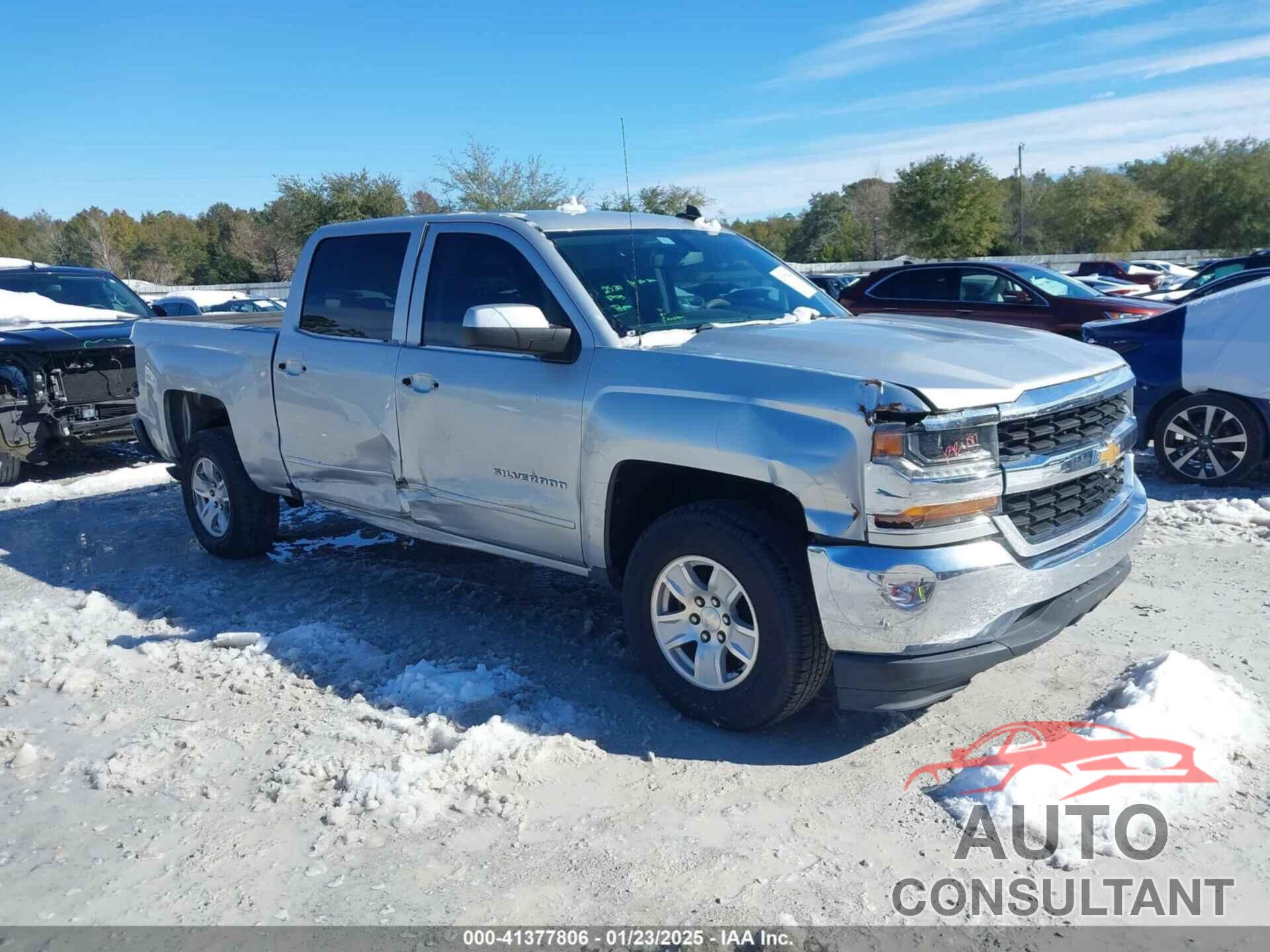 CHEVROLET SILVERADO 1500 2018 - 3GCPCREH6JG359777