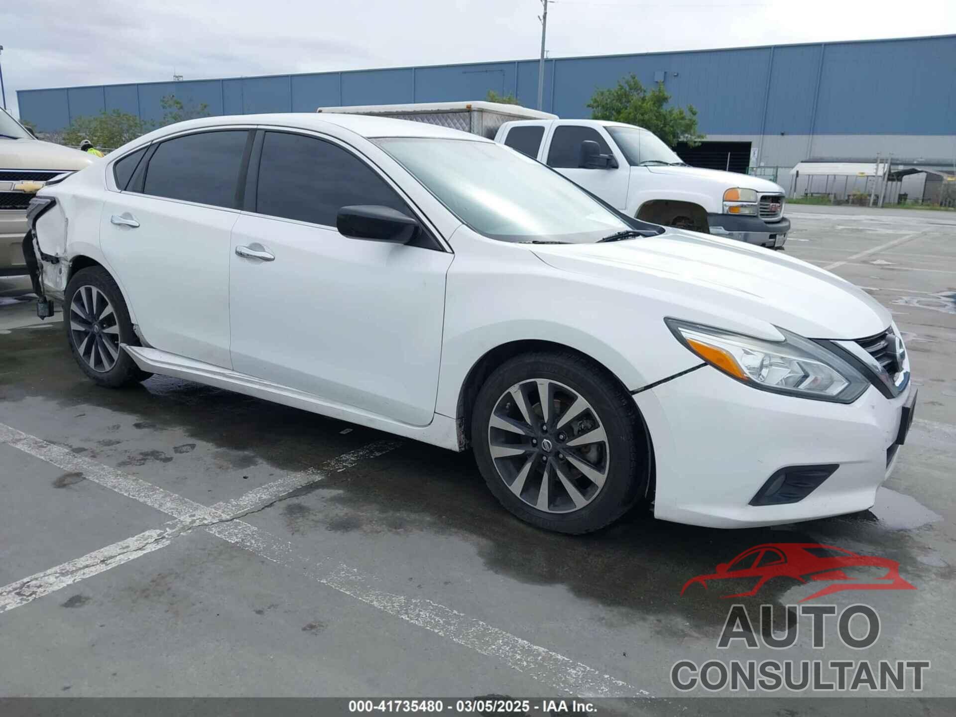 NISSAN ALTIMA 2018 - 1N4AL3AP5JC190425