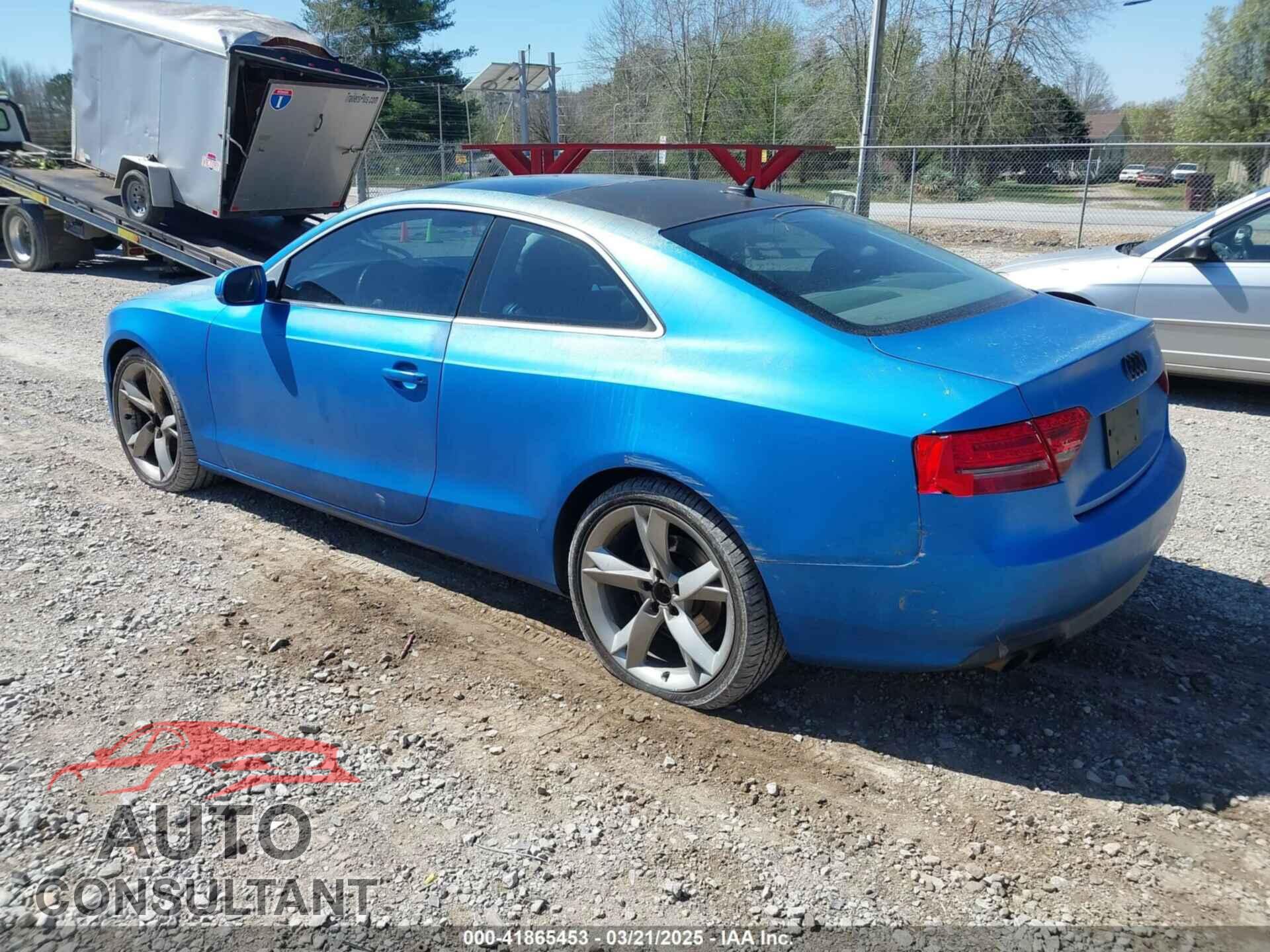 AUDI A5 2010 - WAULFAFR8AA044893