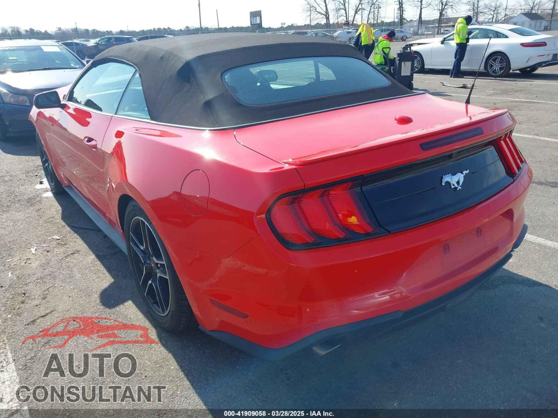FORD MUSTANG 2021 - 1FATP8UH5M5116008