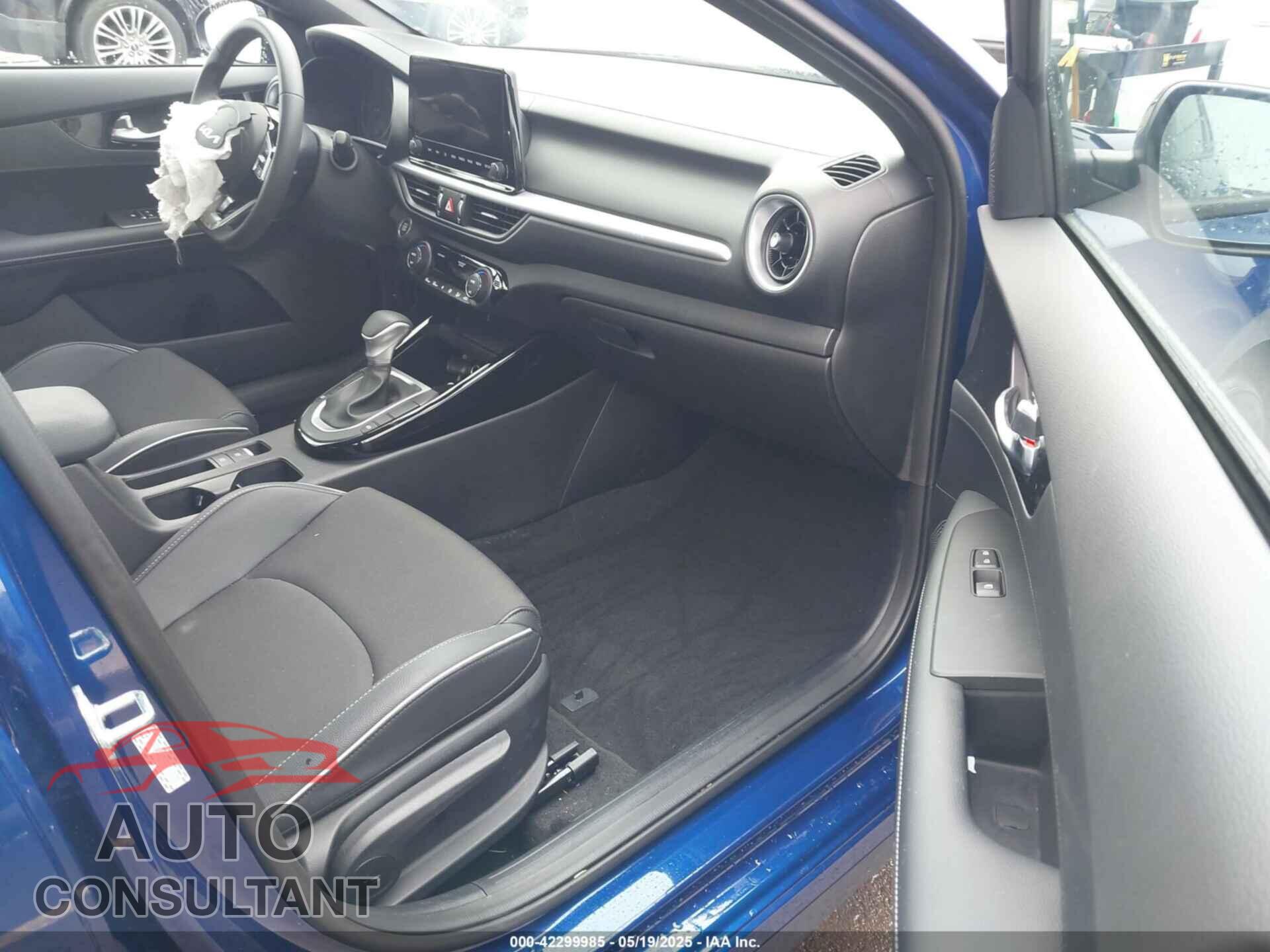 KIA FORTE 2024 - 3KPF54ADXRE810177