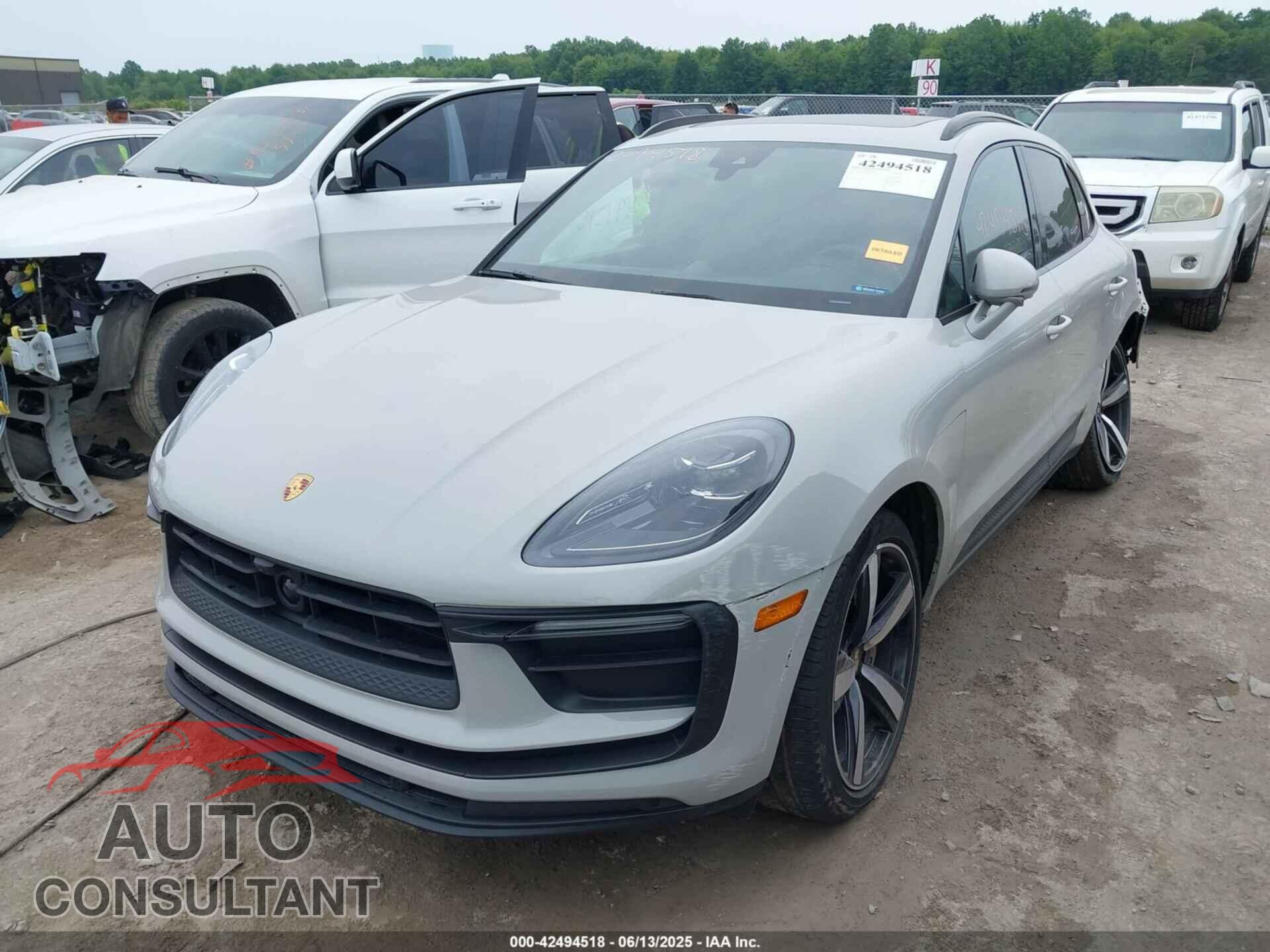 PORSCHE MACAN 2024 - WP1AA2A58RLB02017