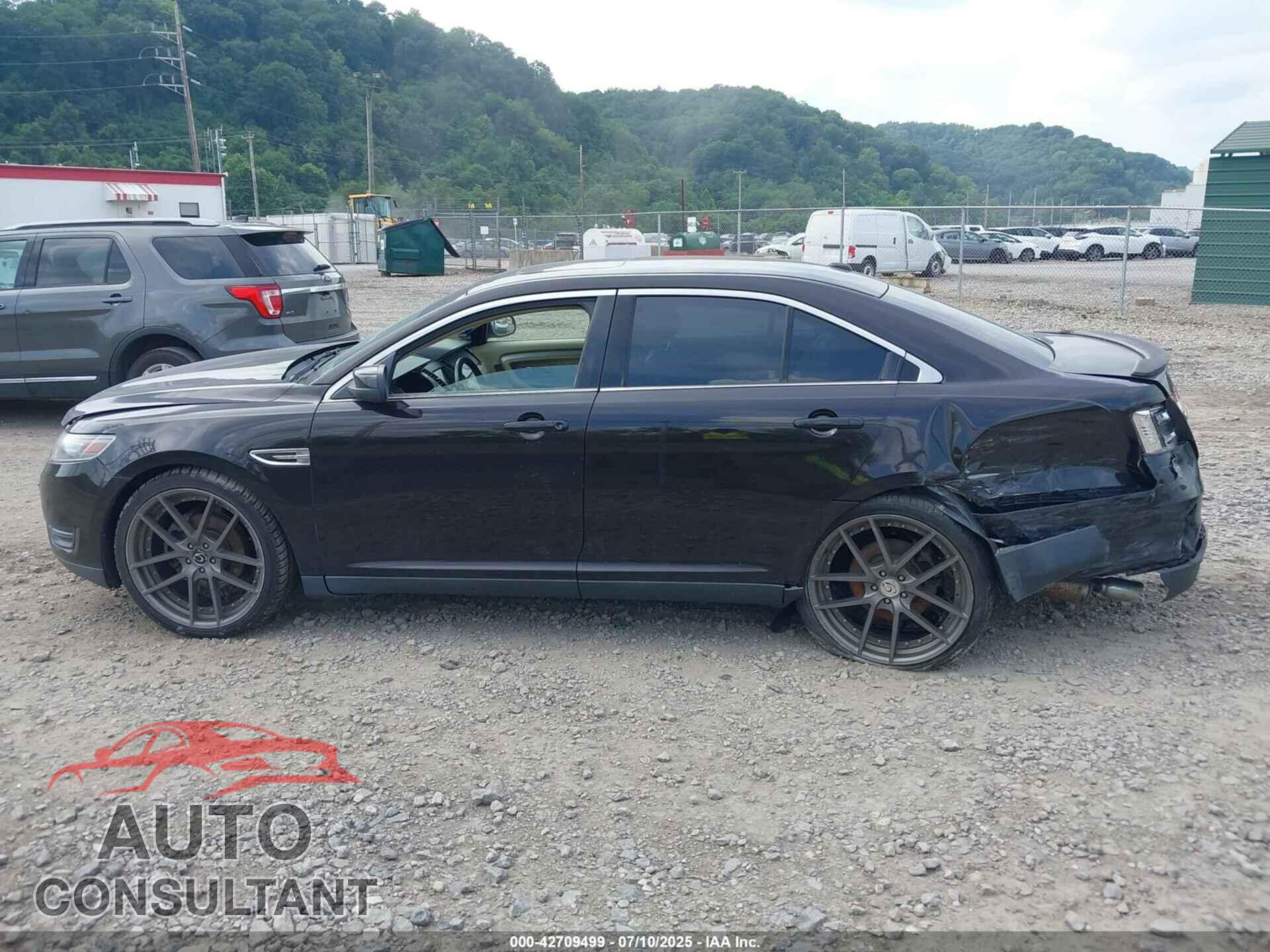 FORD TAURUS 2013 - 1FAHP2E88DG147808
