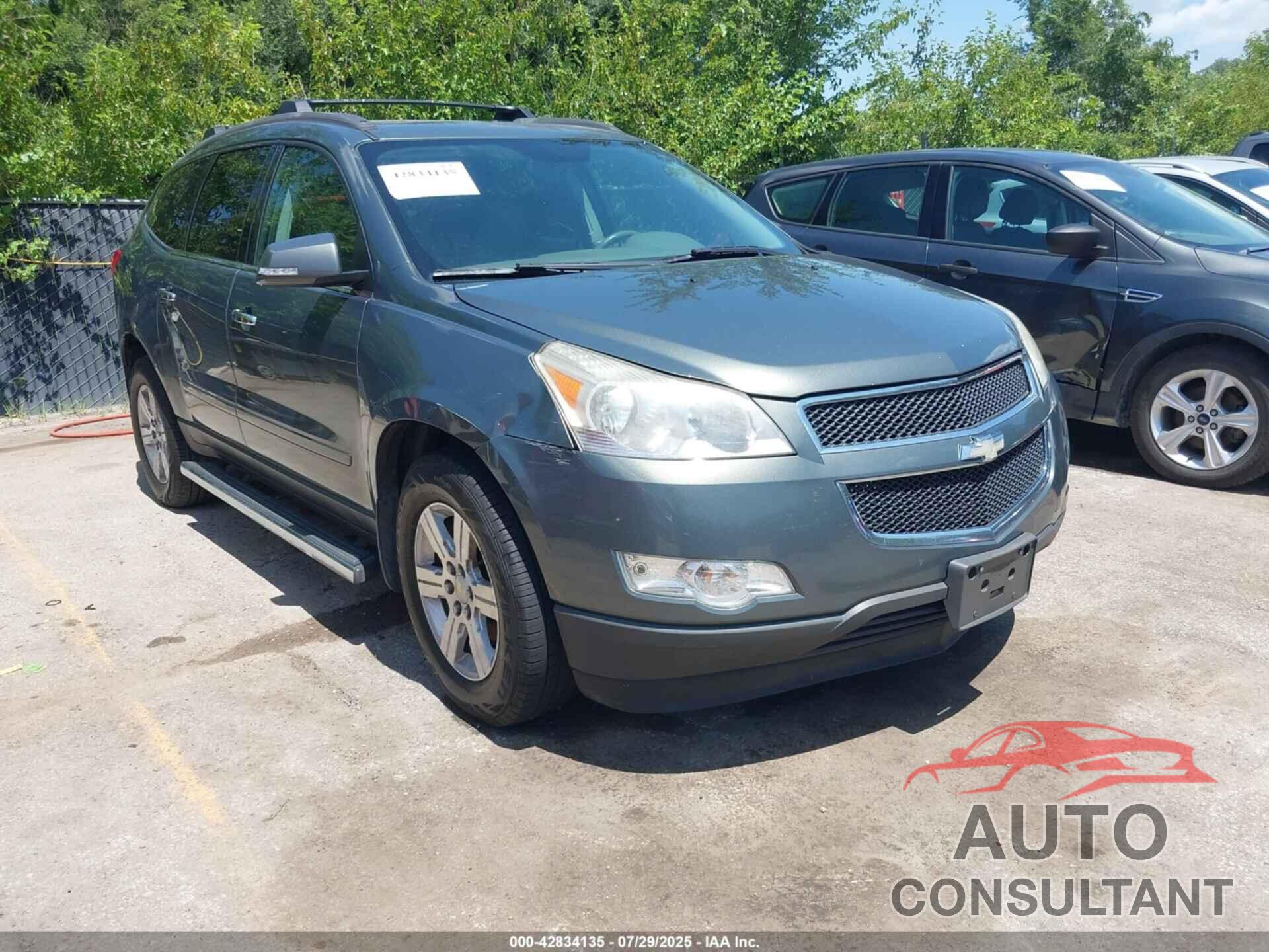 CHEVROLET TRAVERSE 2011 - 1GNKVGED3BJ156732