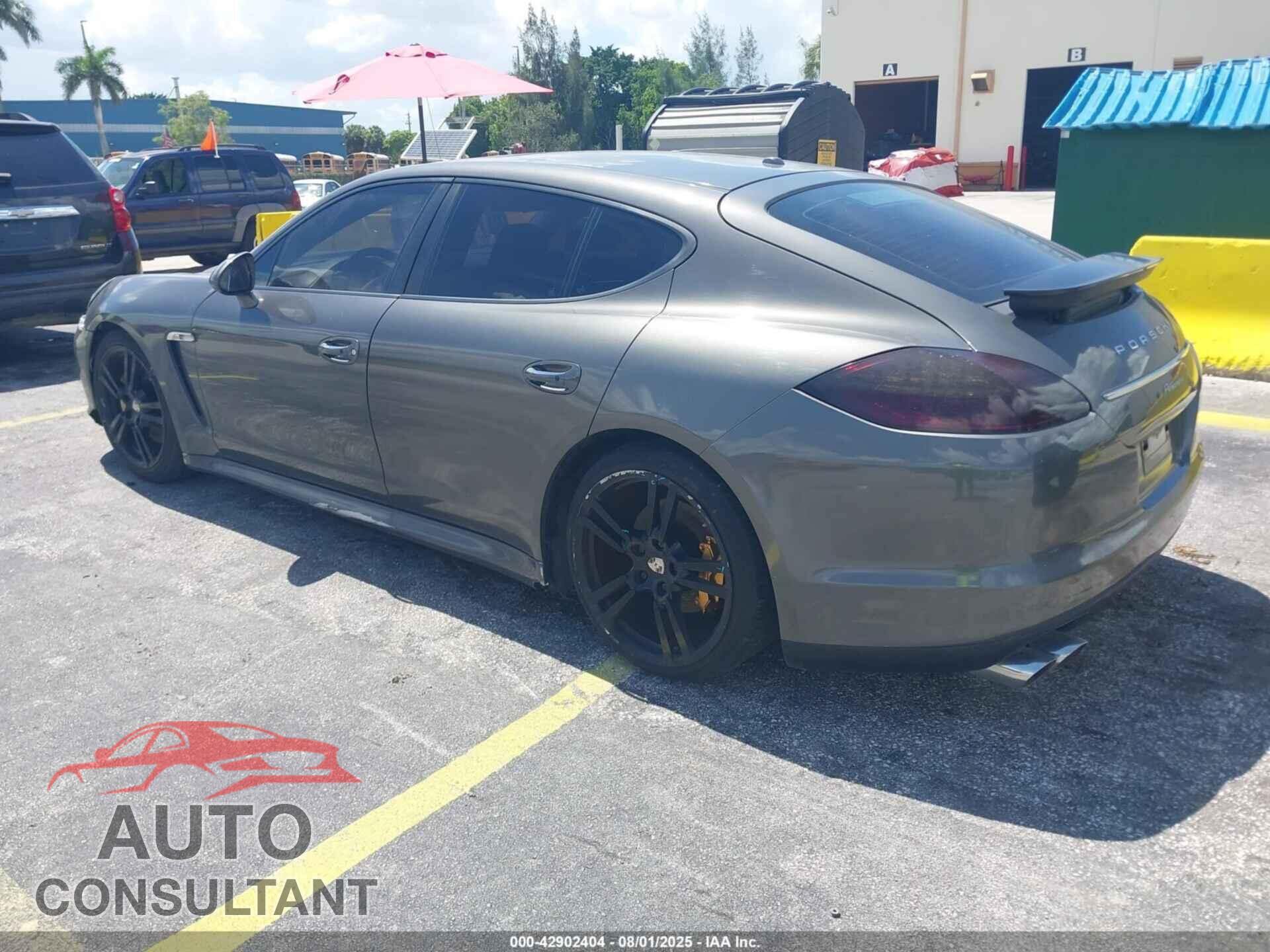 PORSCHE PANAMERA 2013 - WP0AA2A71DL010212
