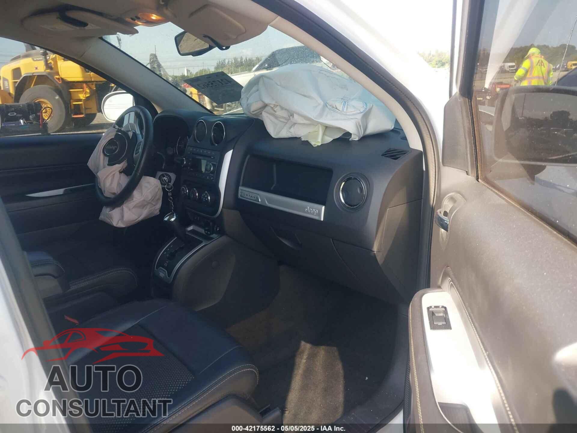 JEEP COMPASS 2017 - 1C4NJDEB3HD113109