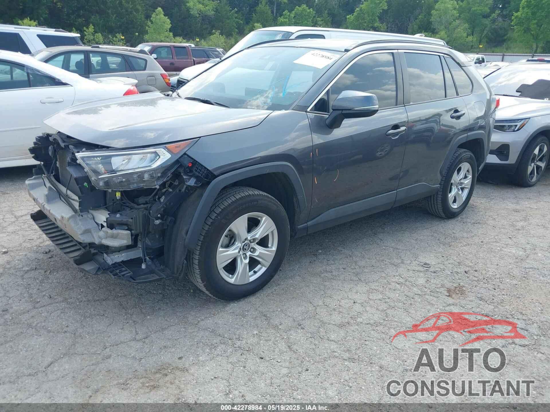 TOYOTA RAV4 2021 - 2T3W1RFV5MC092028