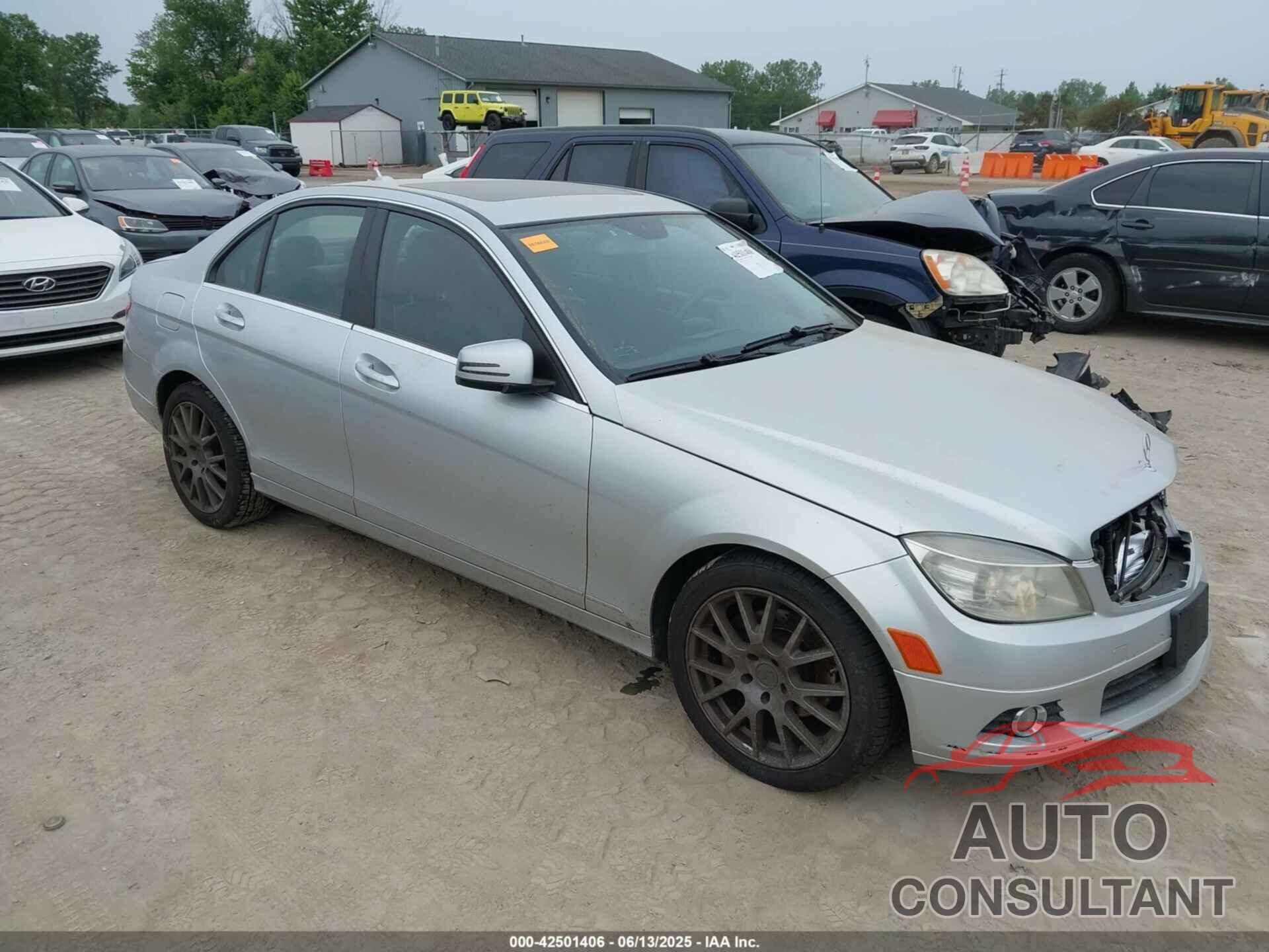 MERCEDES-BENZ C 300 2010 - WDDGF8BB1AR119186