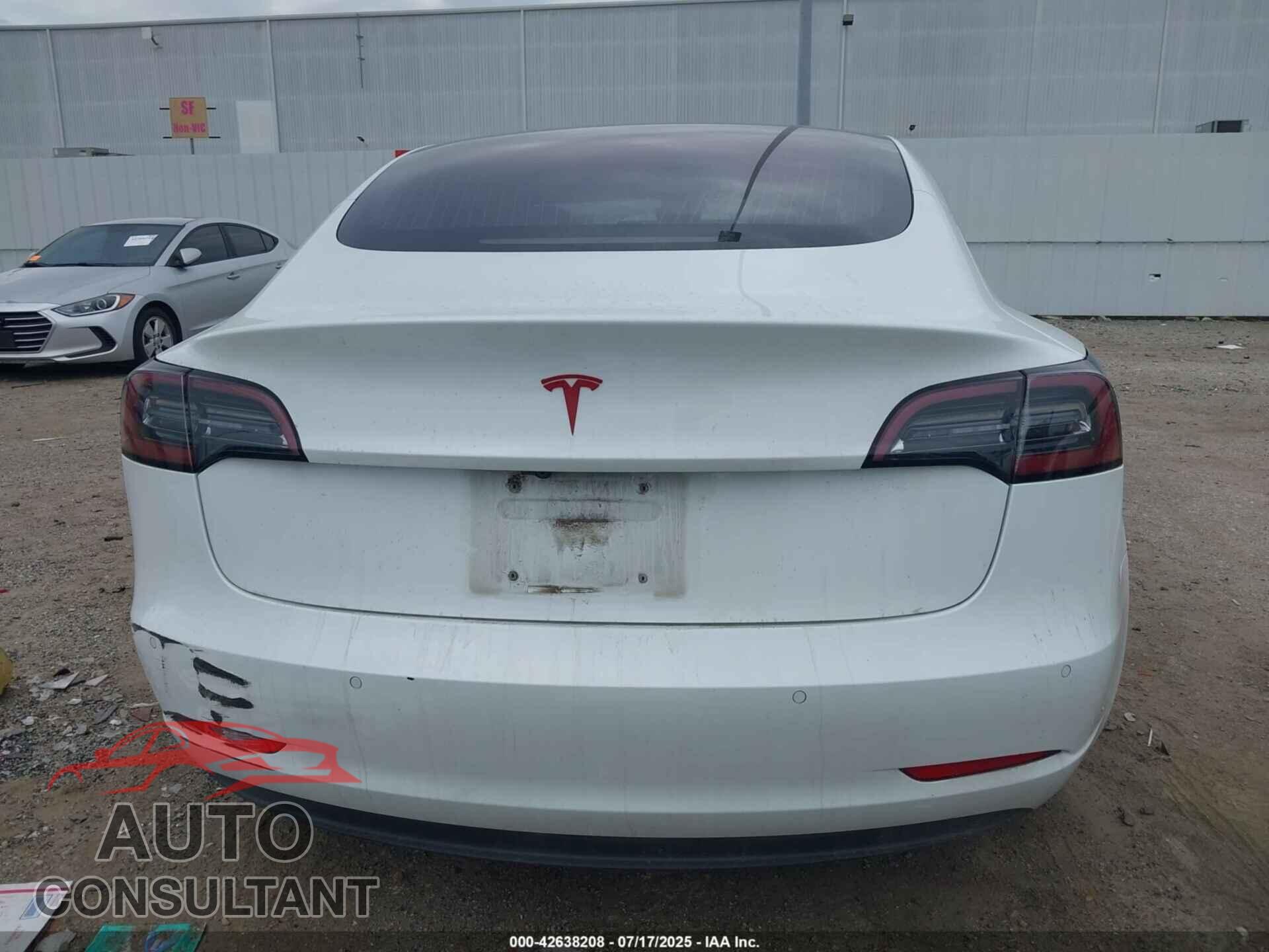 TESLA MODEL 3 2018 - 5YJ3E1EA8JF052503