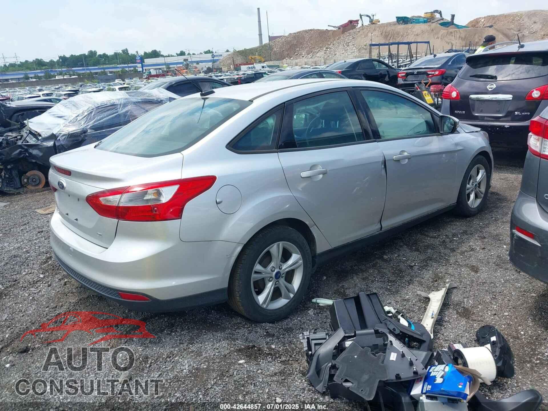 FORD FOCUS 2014 - 1FADP3F25EL344636