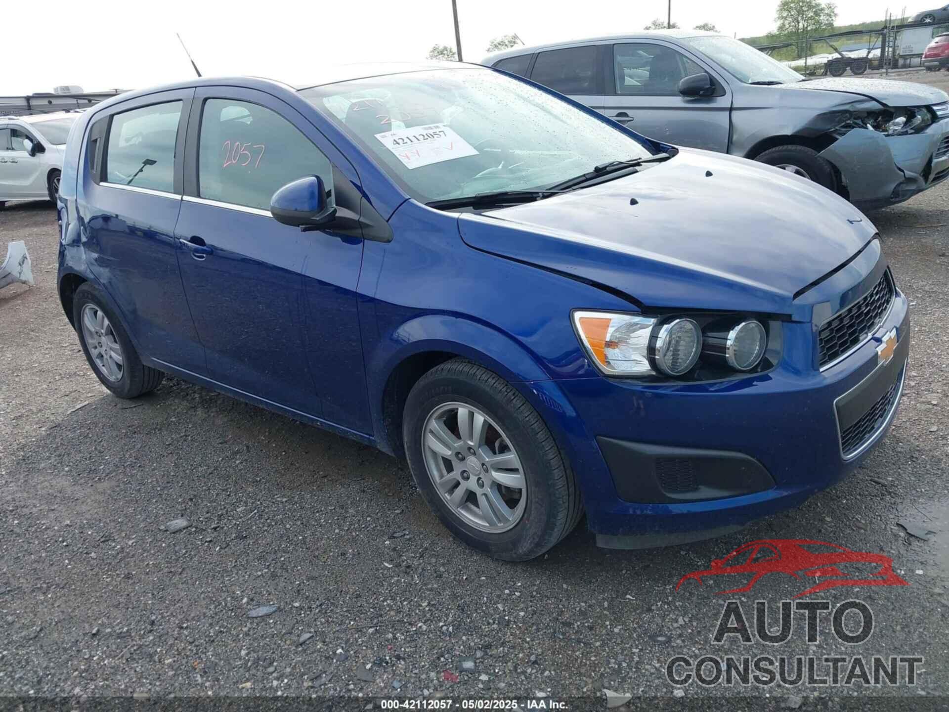 CHEVROLET SONIC 2013 - 1G1JC6SB2D4241238