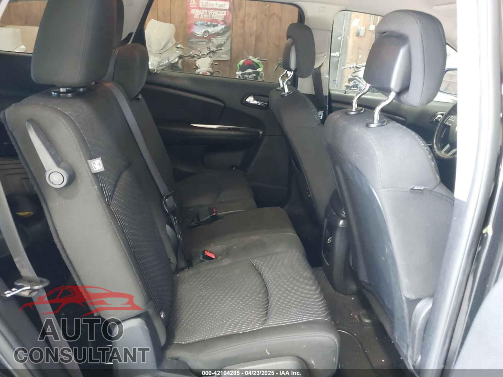 DODGE JOURNEY 2017 - 3C4PDCBG5HT591276