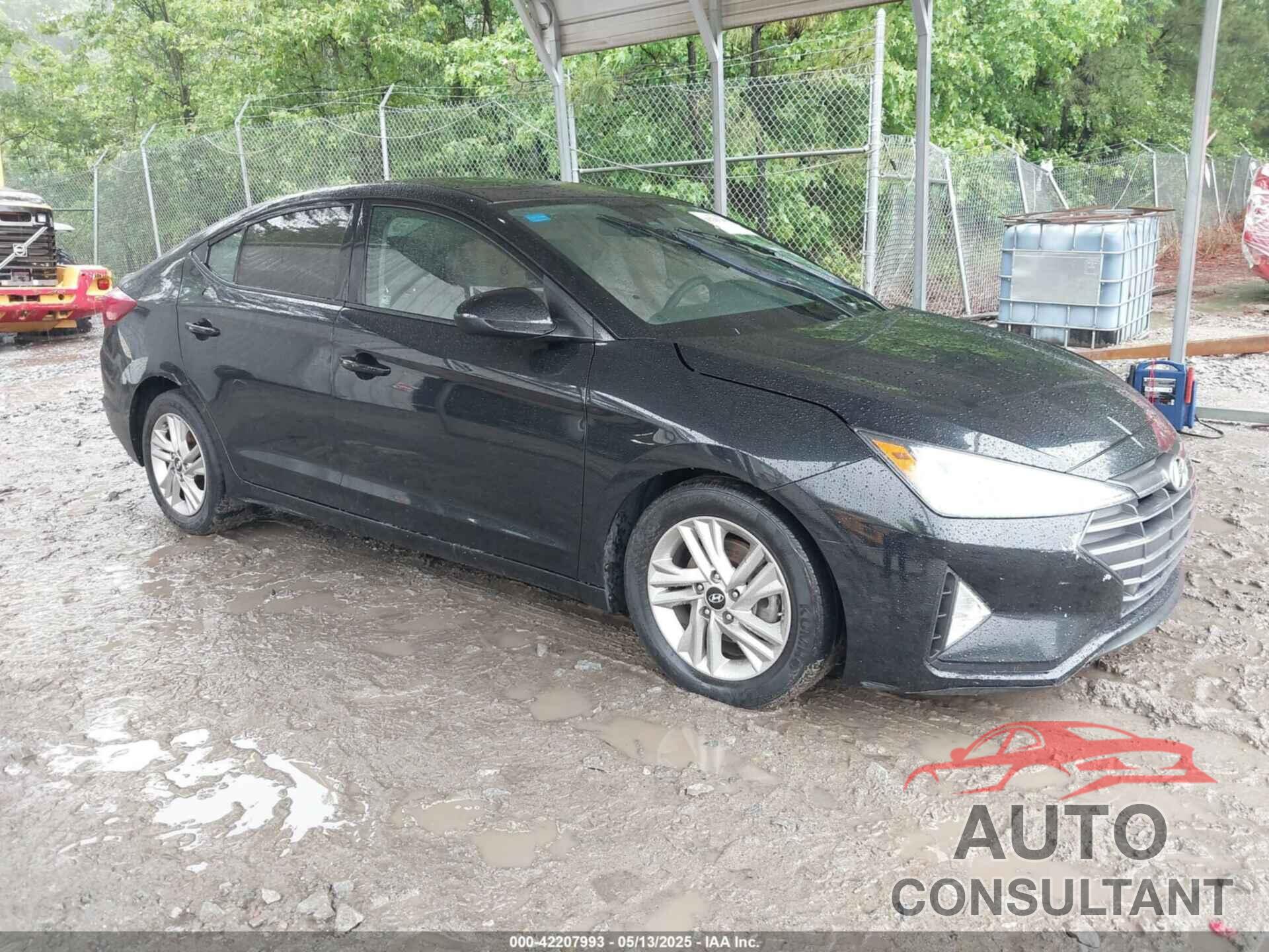 HYUNDAI ELANTRA 2019 - 5NPD84LF3KH497536