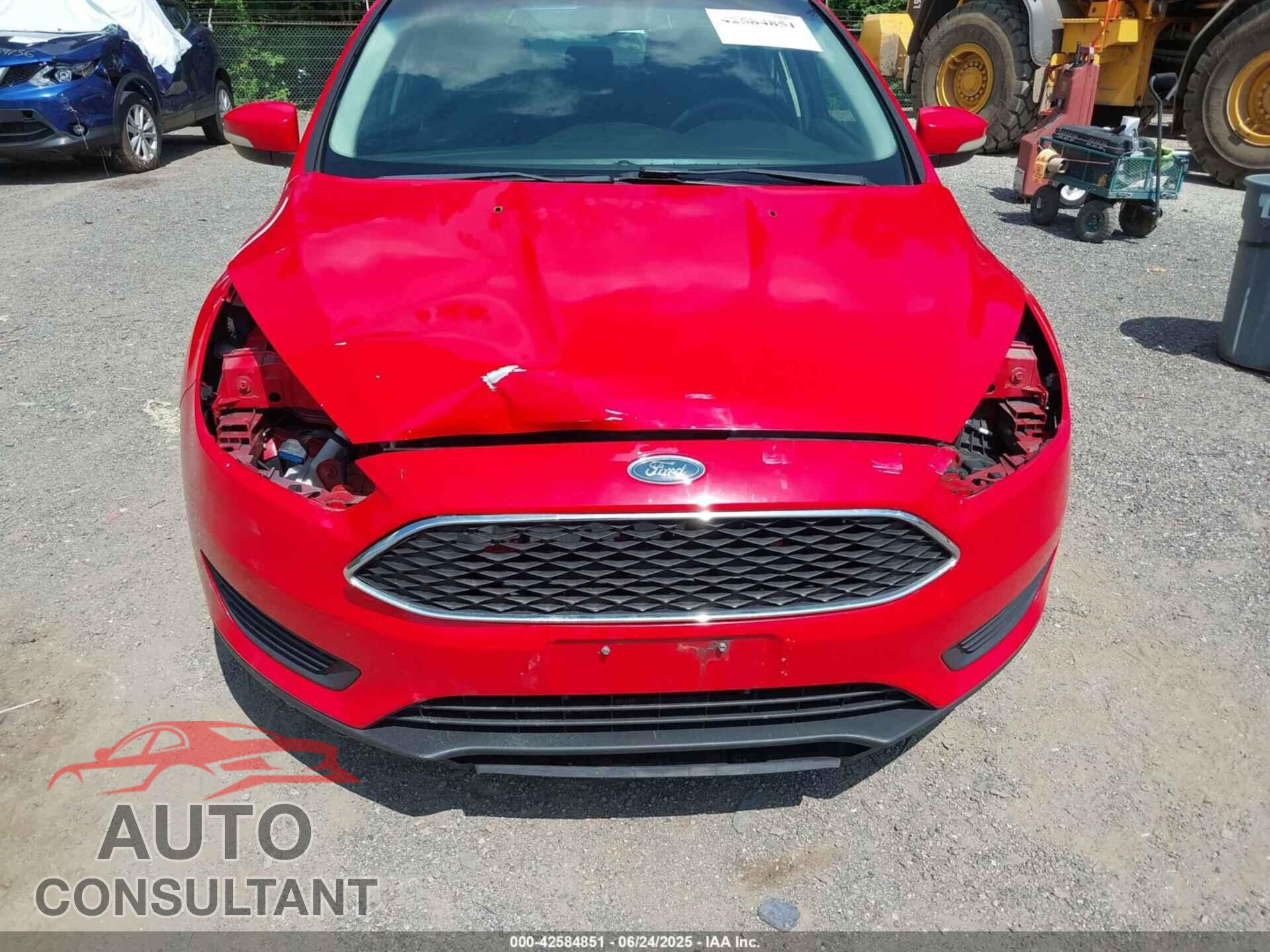 FORD FOCUS 2015 - 1FADP3F20FL318107
