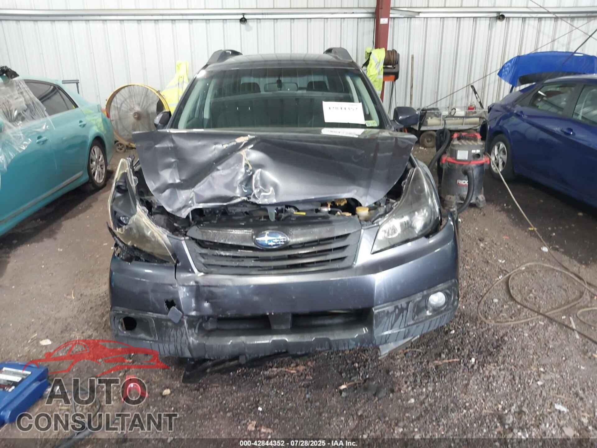 SUBARU OUTBACK 2012 - 4S4BRBAC2C3288556