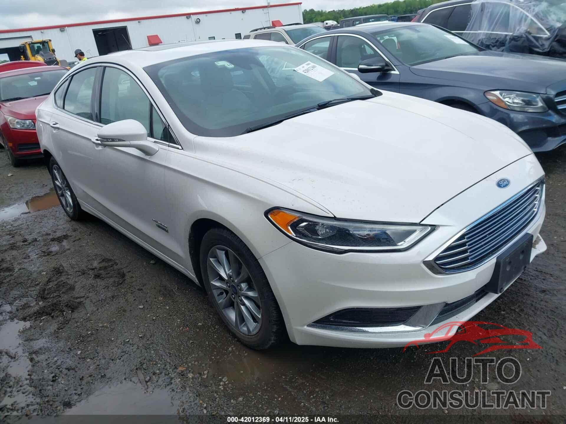 FORD FUSION ENERGI 2018 - 3FA6P0PU5JR135304