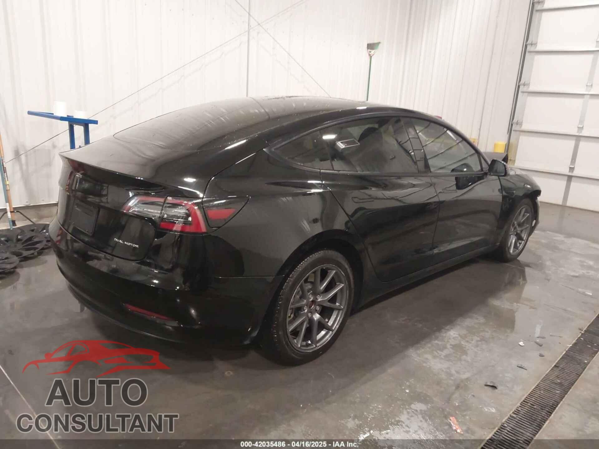TESLA MODEL 3 2022 - 5YJ3E1EB1NF327661