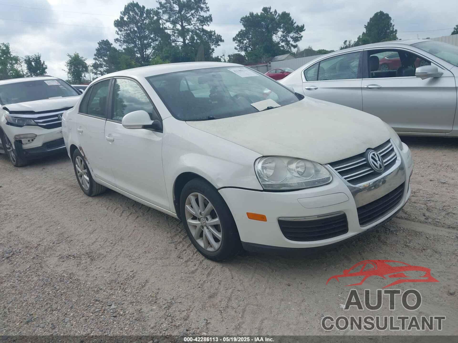 VOLKSWAGEN JETTA 2010 - 3VWAX7AJ8AM091384