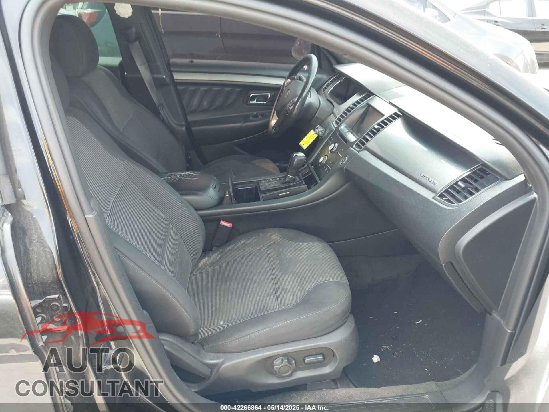FORD TAURUS 2013 - 1FAHP2E96DG215452