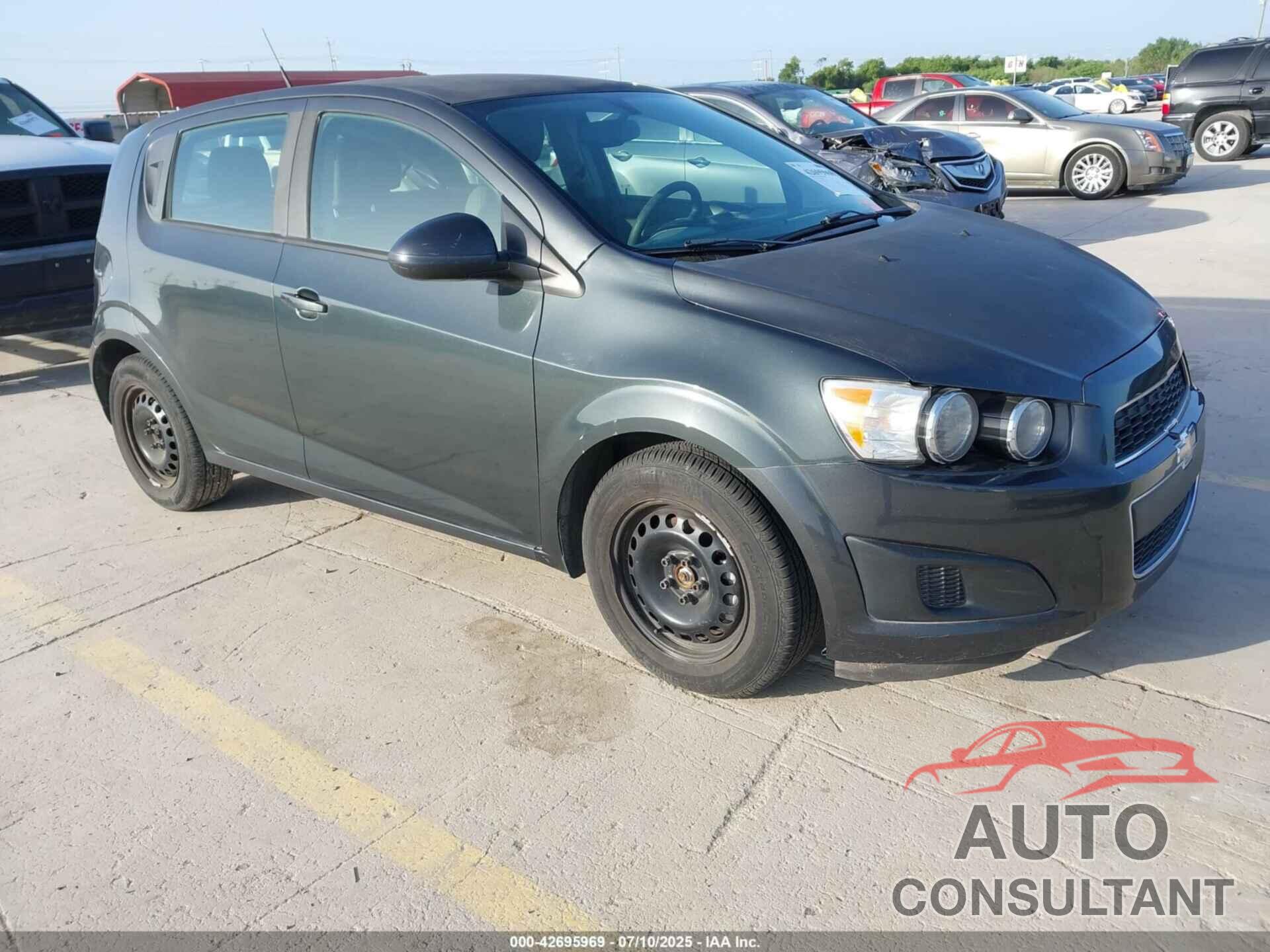 CHEVROLET SONIC 2014 - 1G1JA6SHXE4173119