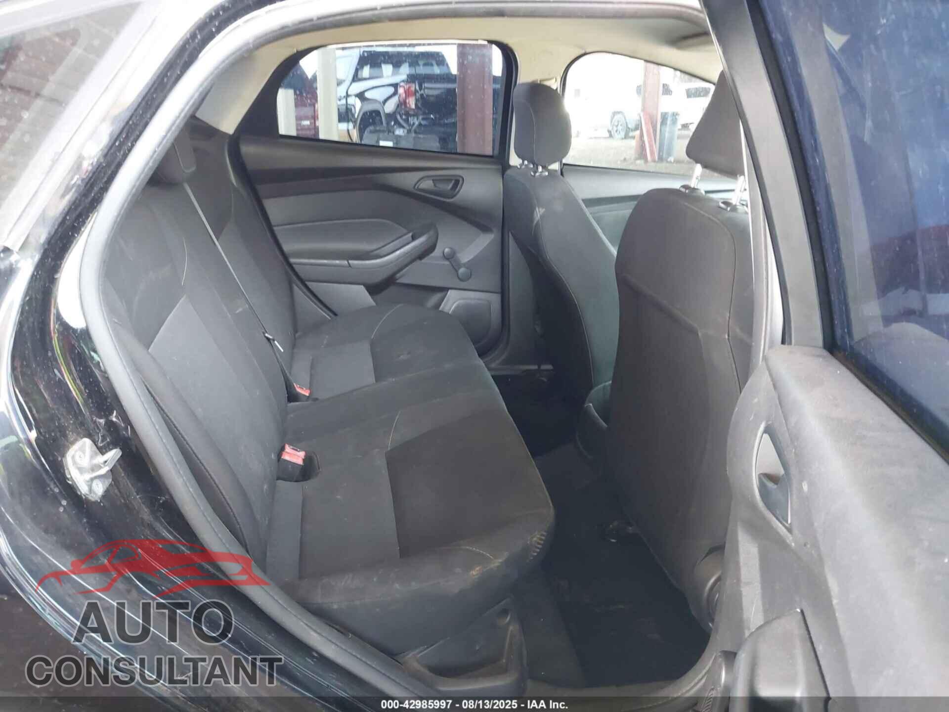 FORD FOCUS 2017 - 1FADP3E2XHL277473