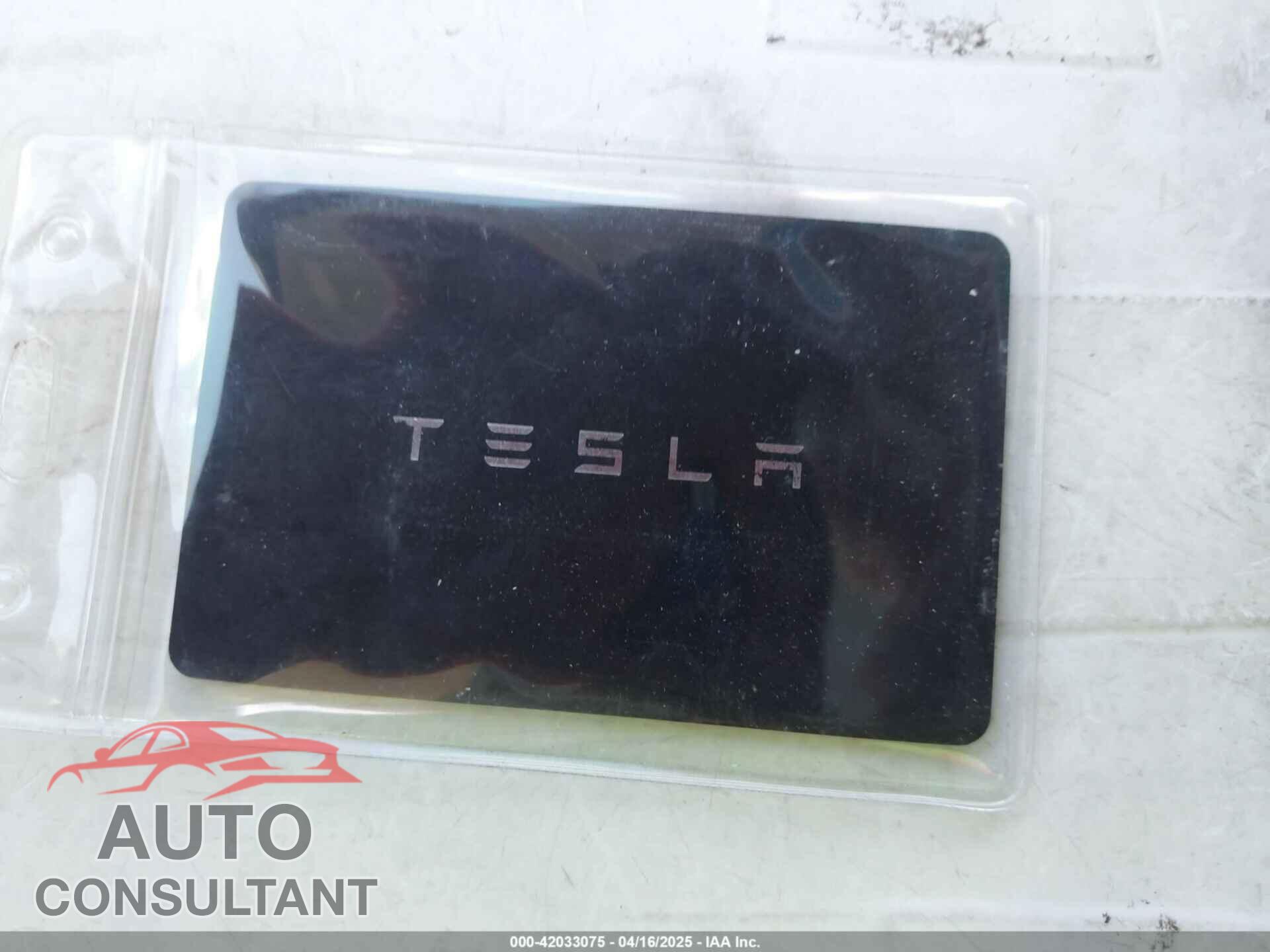 TESLA MODEL 3 2024 - 5YJ3E1EA8RF726287