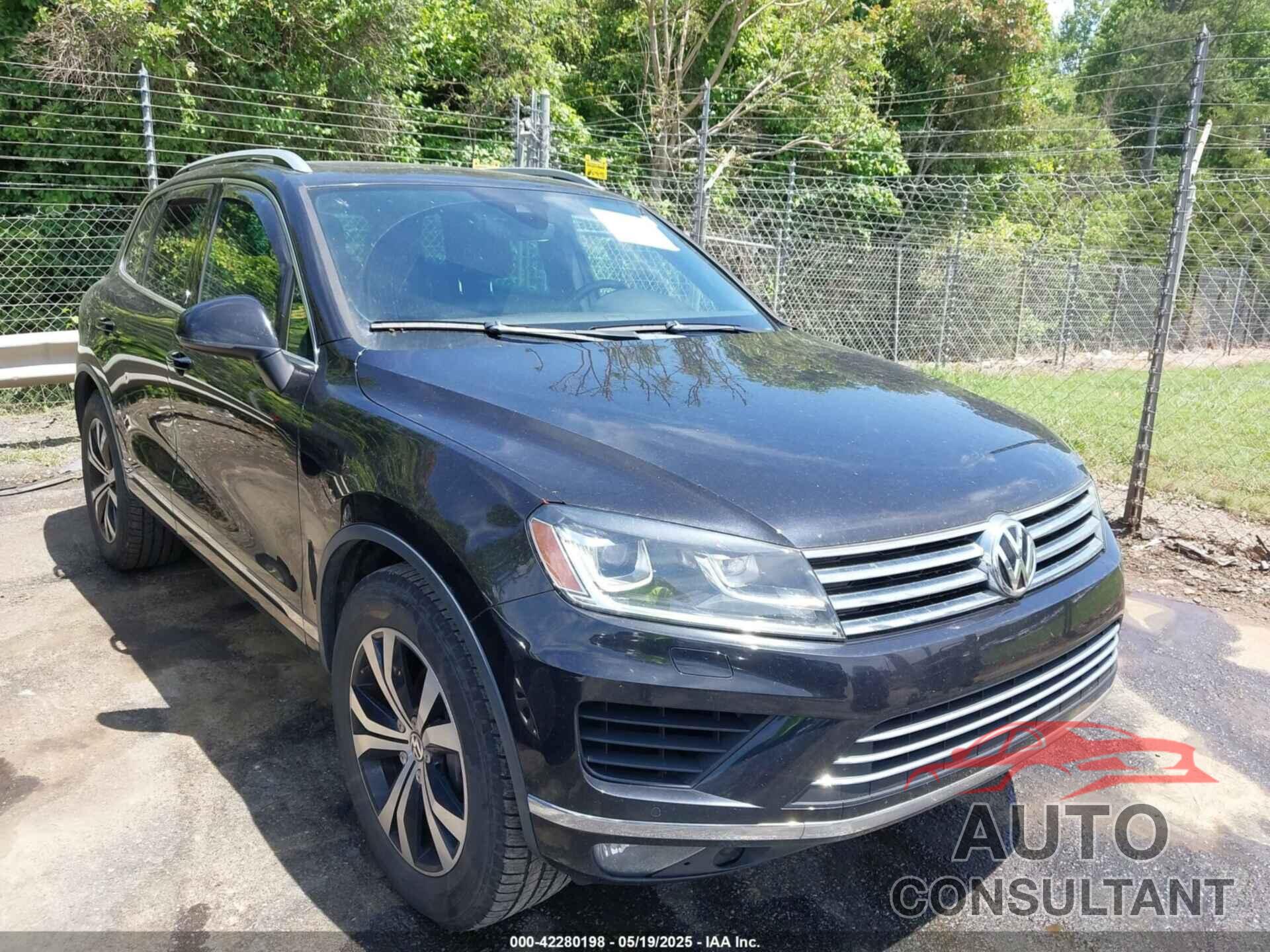 VOLKSWAGEN TOUAREG 2017 - WVGRF7BP9HD001737