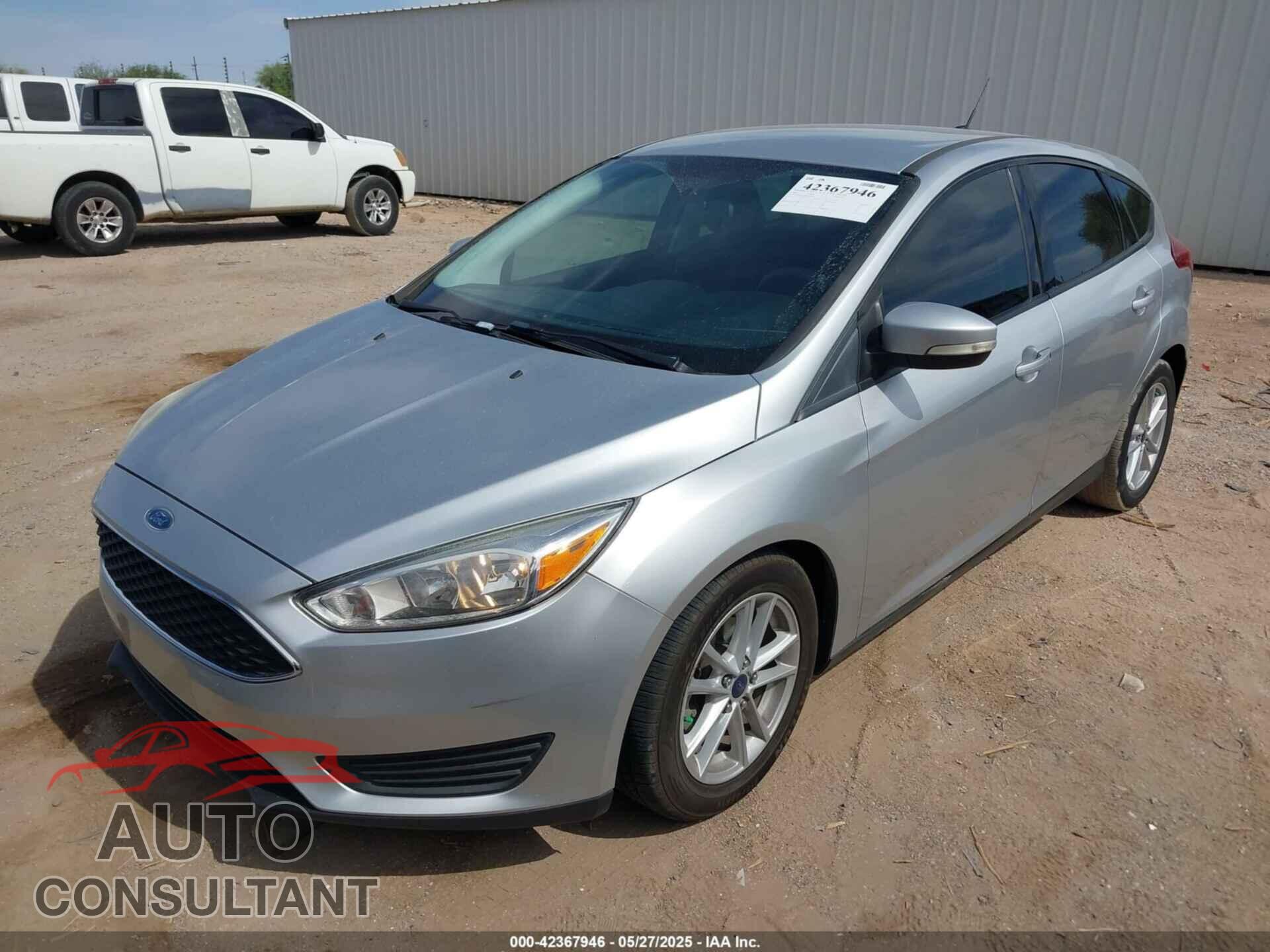 FORD FOCUS 2017 - 1FADP3K27HL299855