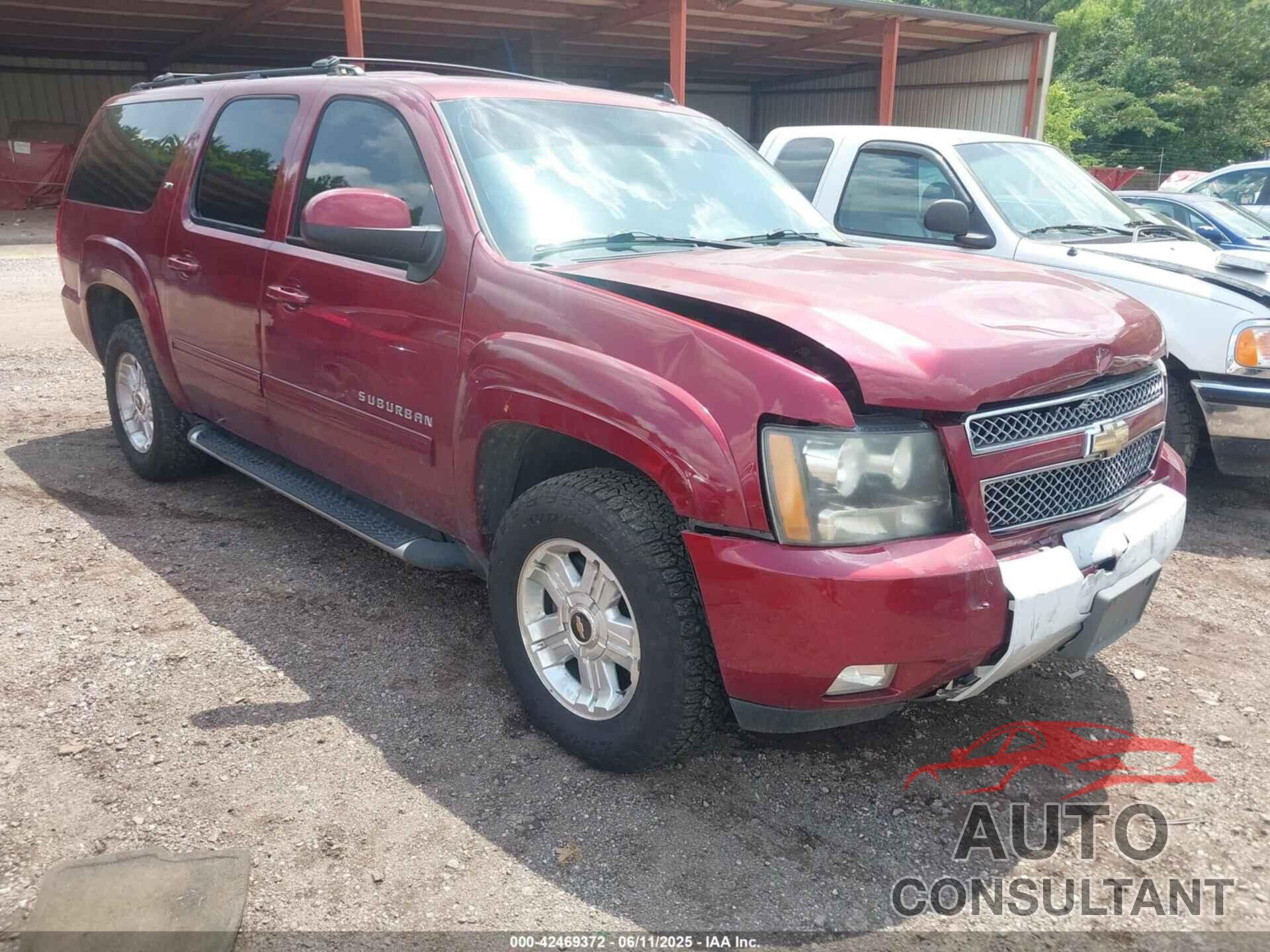 CHEVROLET SUBURBAN 1500 2010 - 1GNUKJE36AR190377